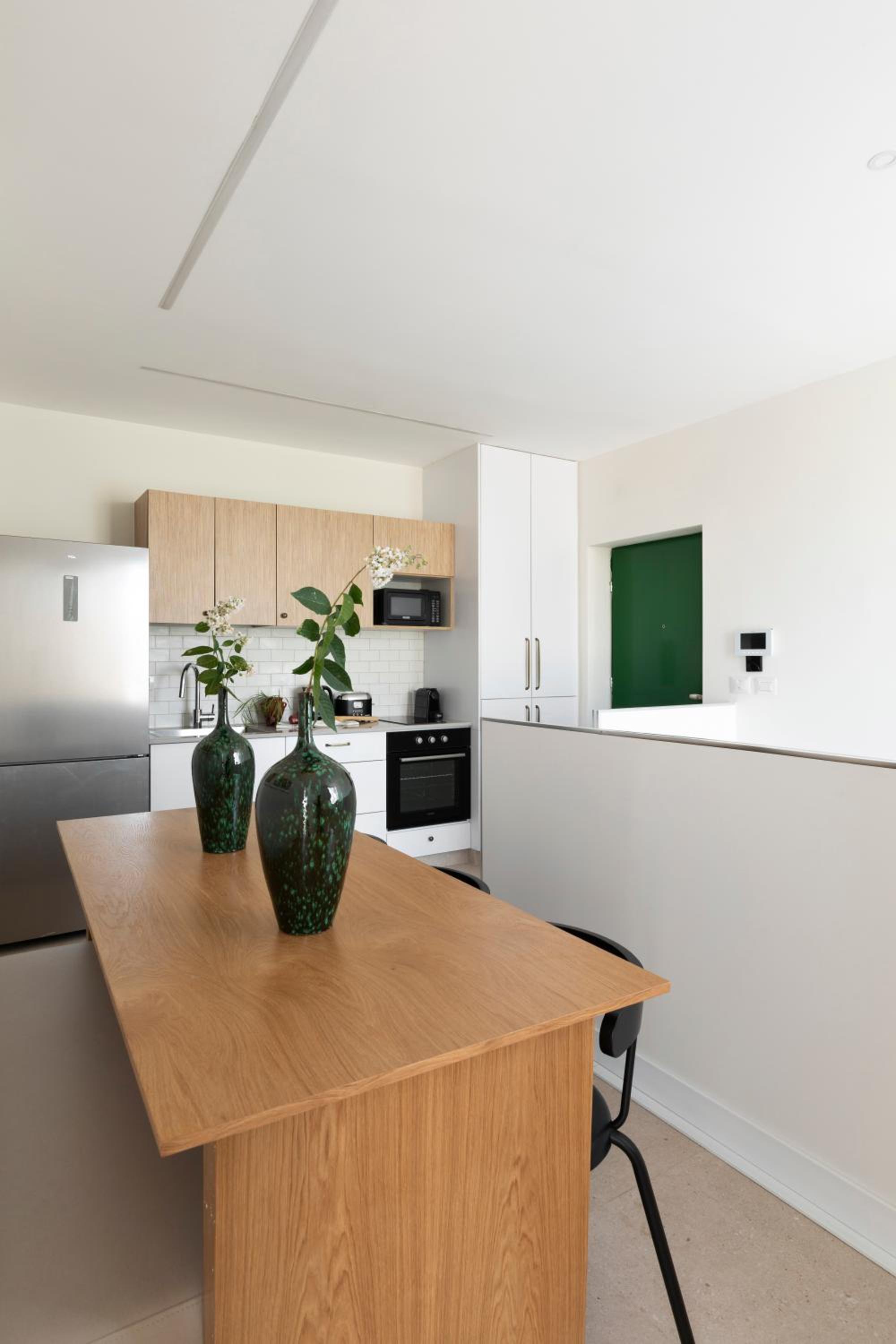 Two-Bedroom Apartment with City View photo 1
