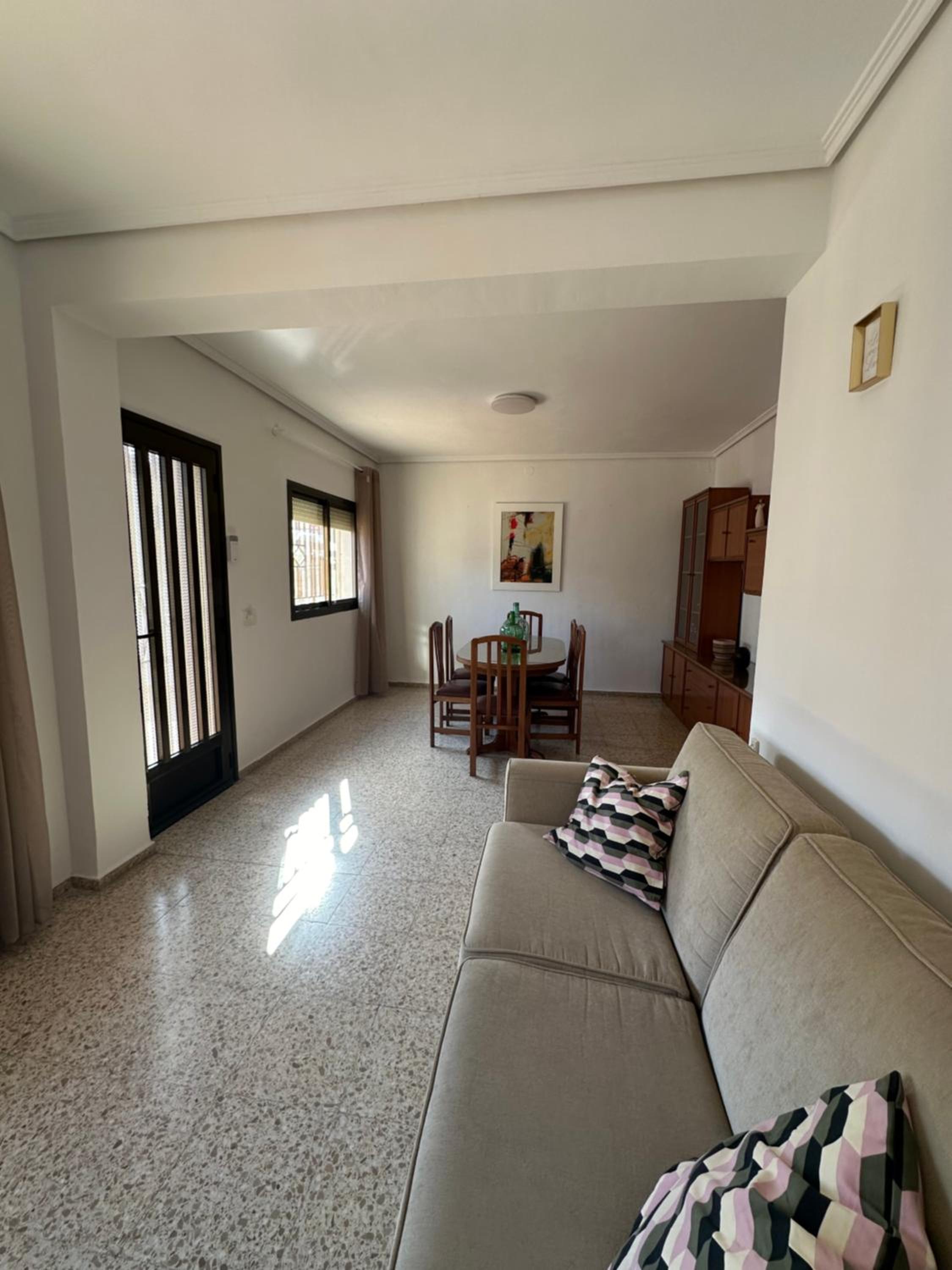 Casa de tres habitaciones