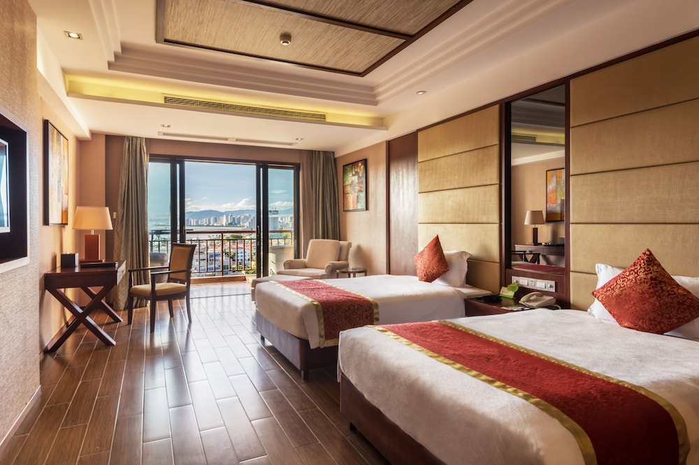 Deluxe Room, Sea View photo 2