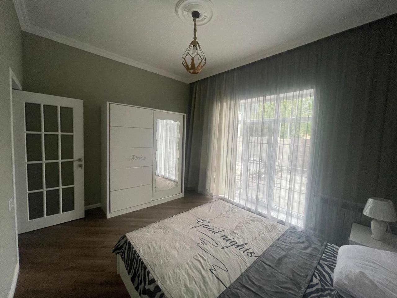 Three-Bedroom Villa photo 2