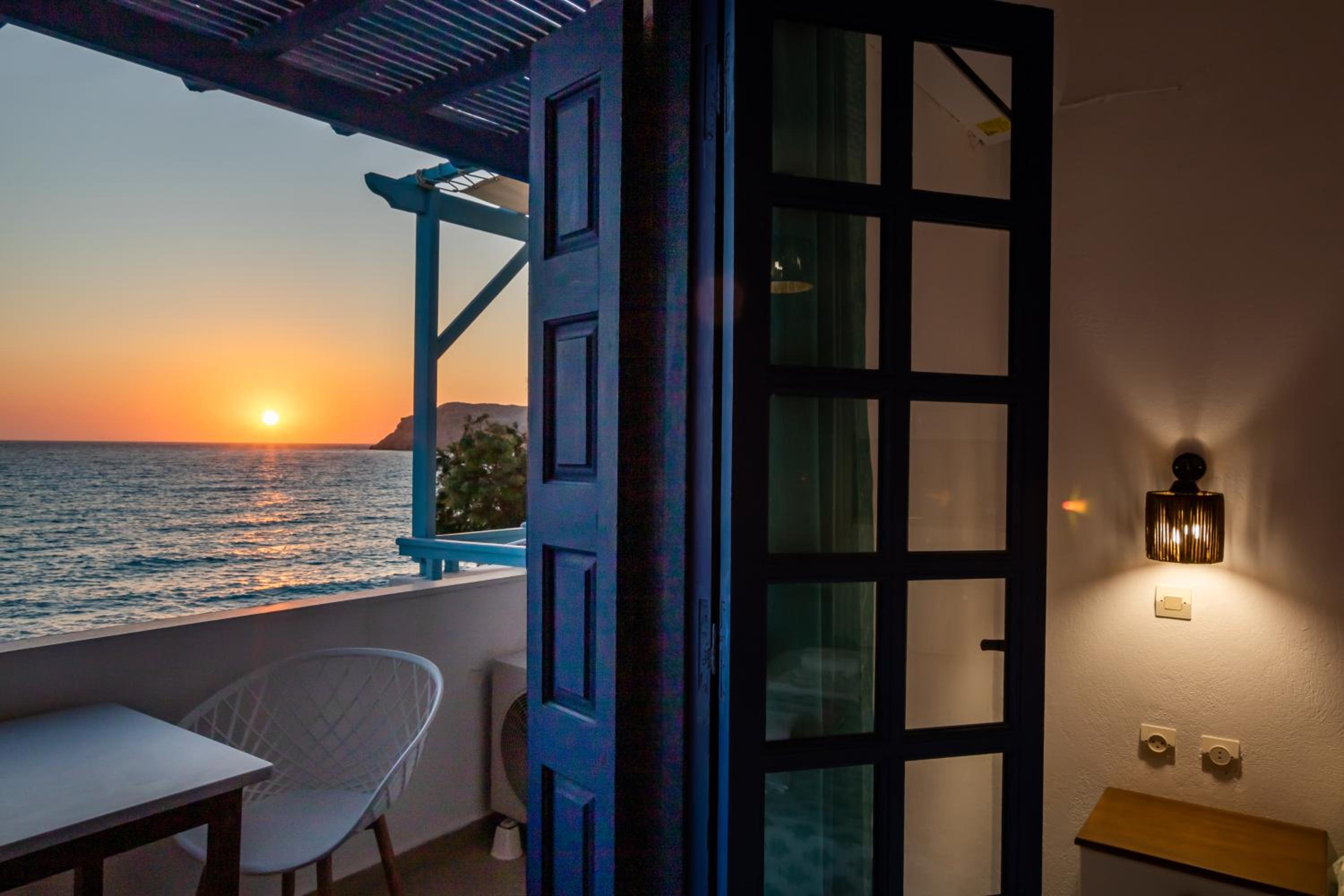 Studio with Sea View photo 3