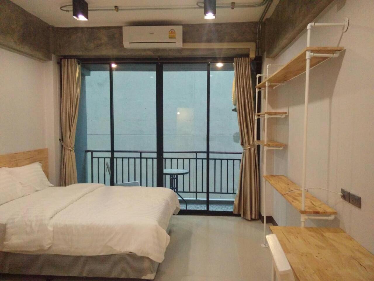 Apartment with Balcony - Photo 26