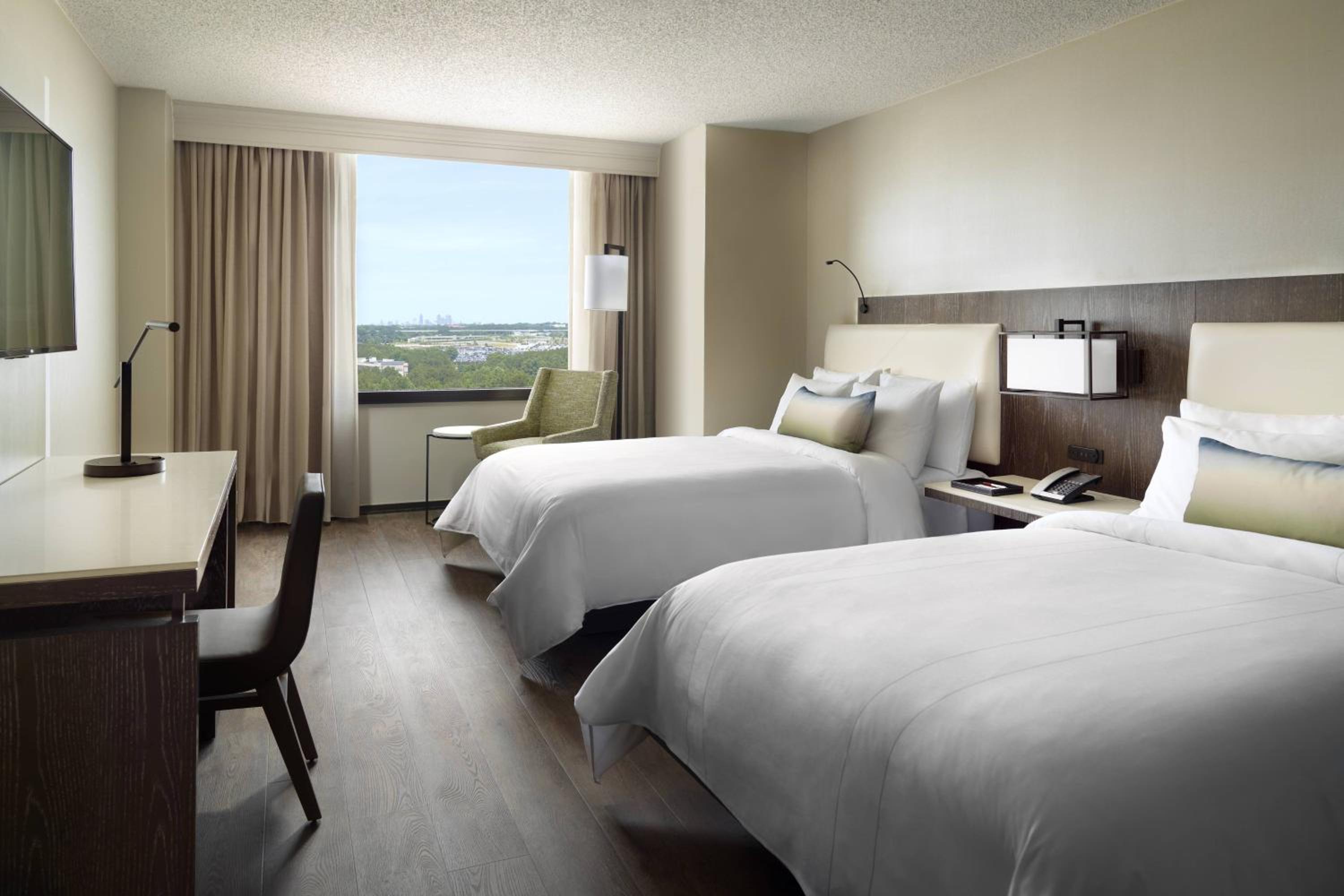 Concierge Level Guest Room with Concierge Lounge Access  - Photo 3