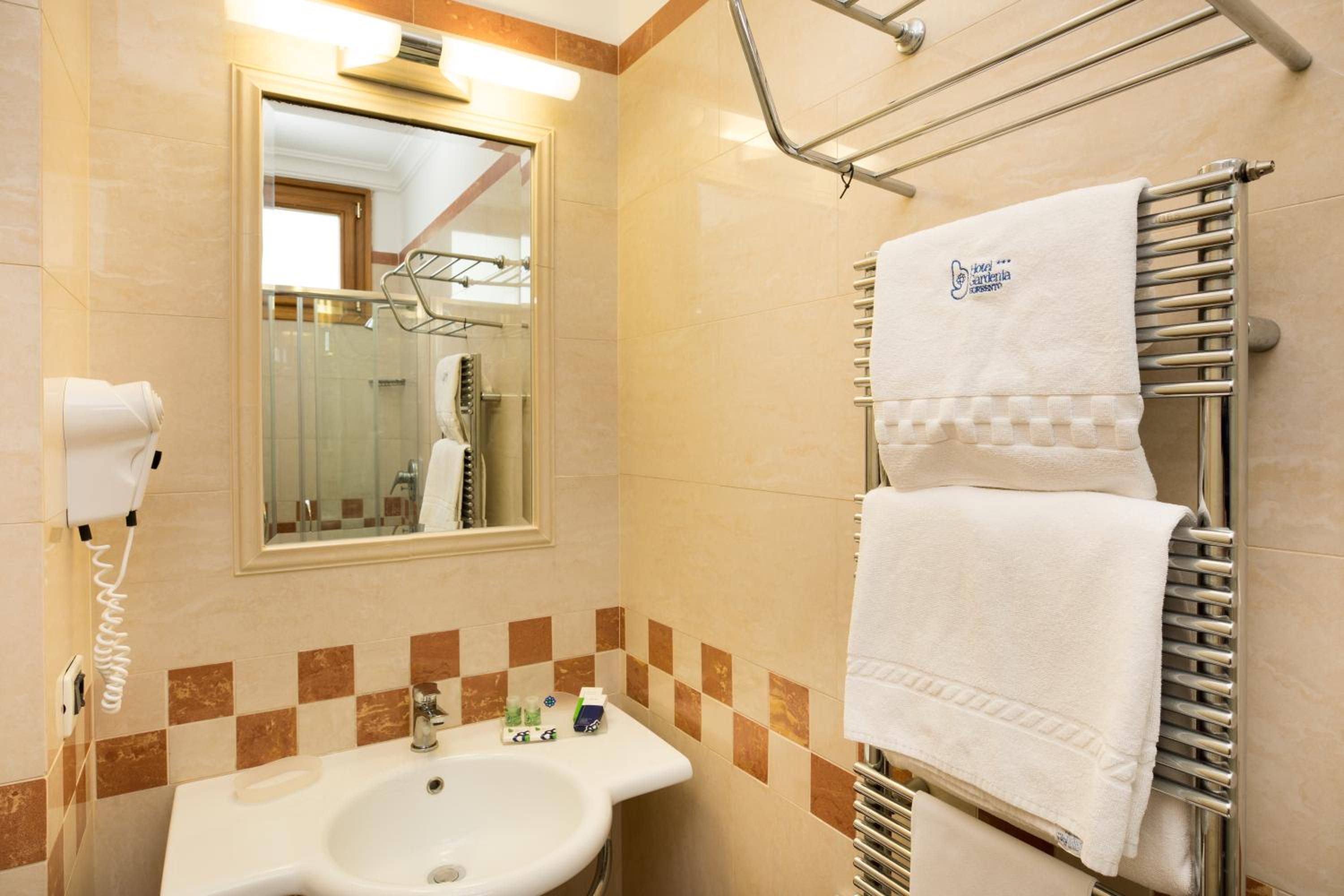 Economy Double Room - Photo 3