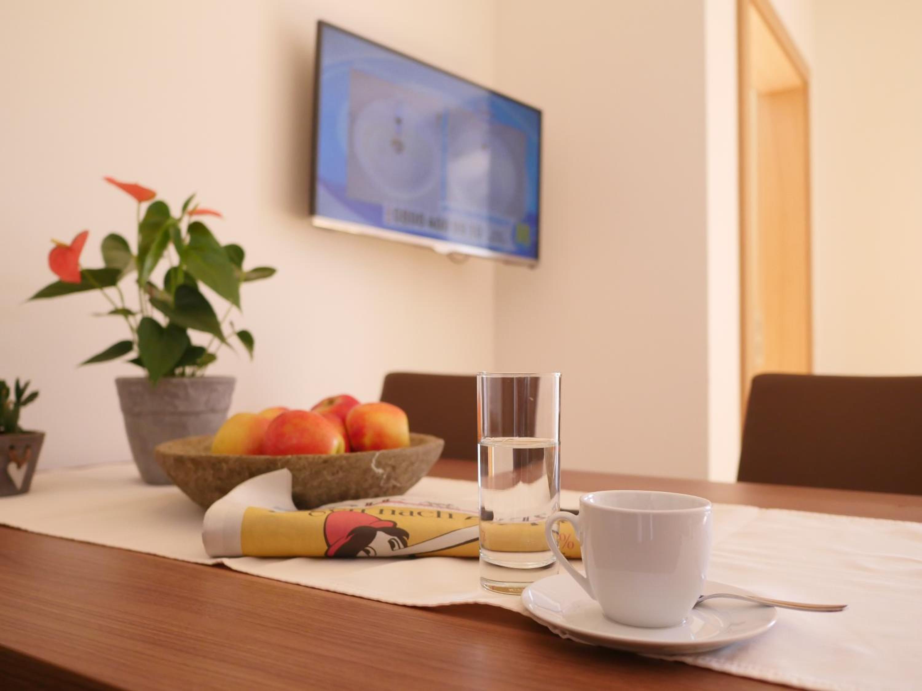 One-Bedroom Apartment with Balcony photo 3