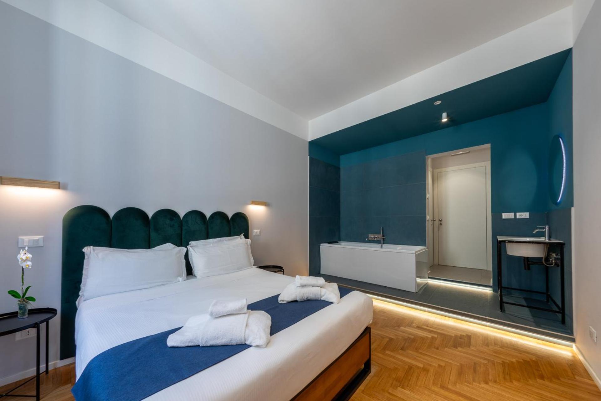 Double Room with Spa Bath photo 1