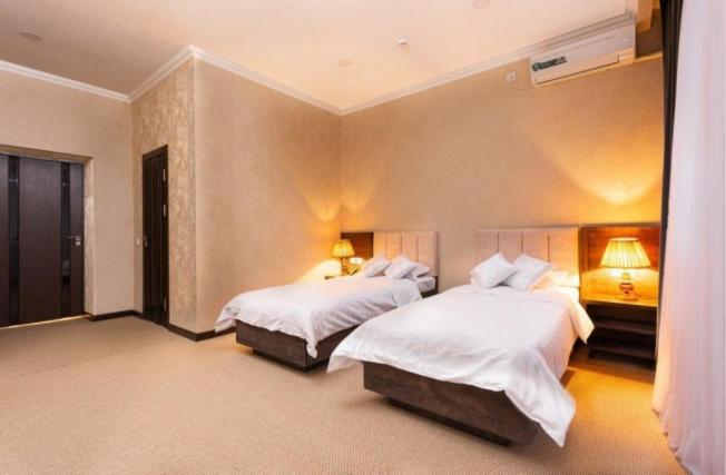 Standard Twin Room - Photo 1
