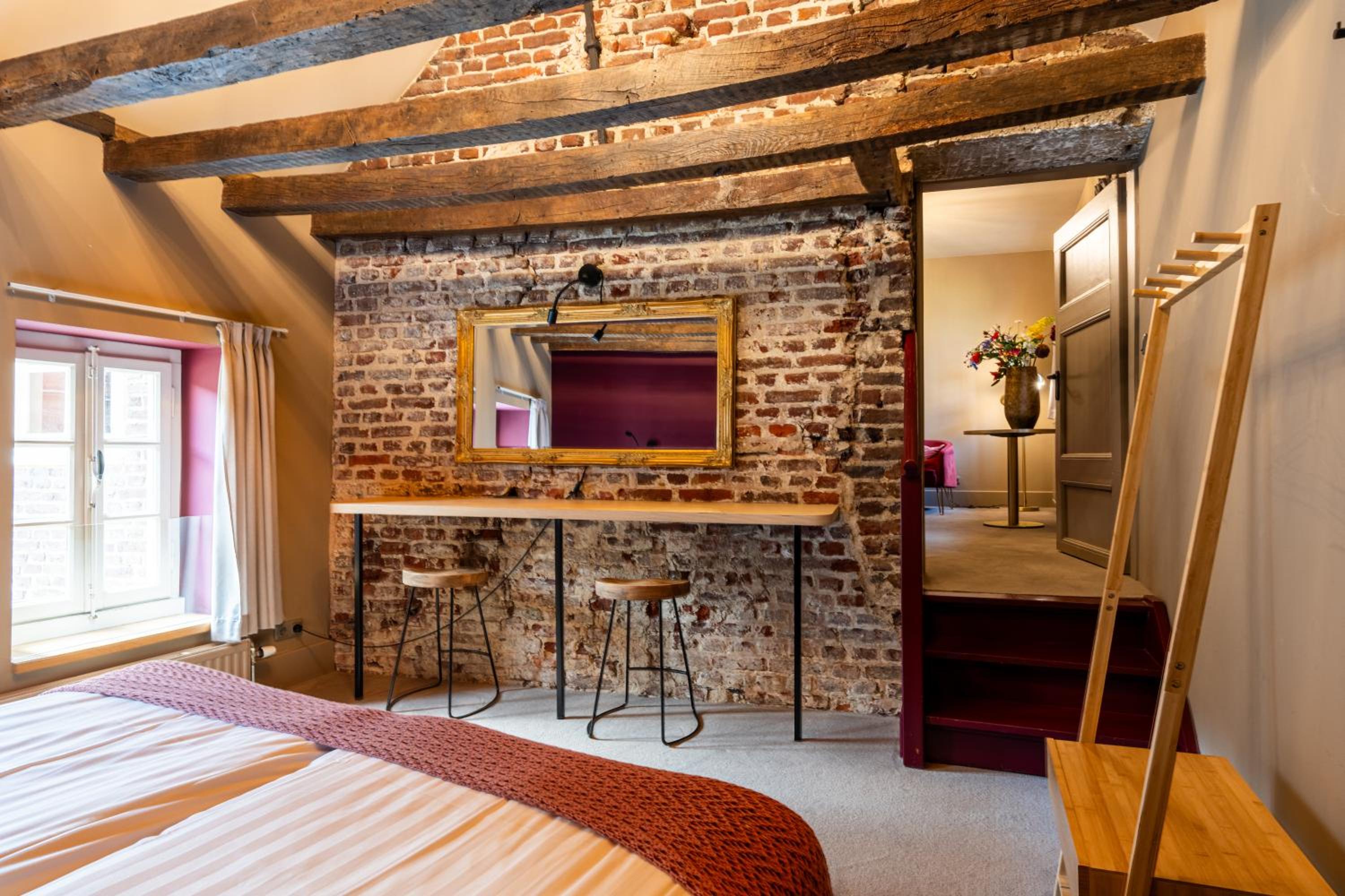 Deluxe Double Room with Castle View - Photo 4