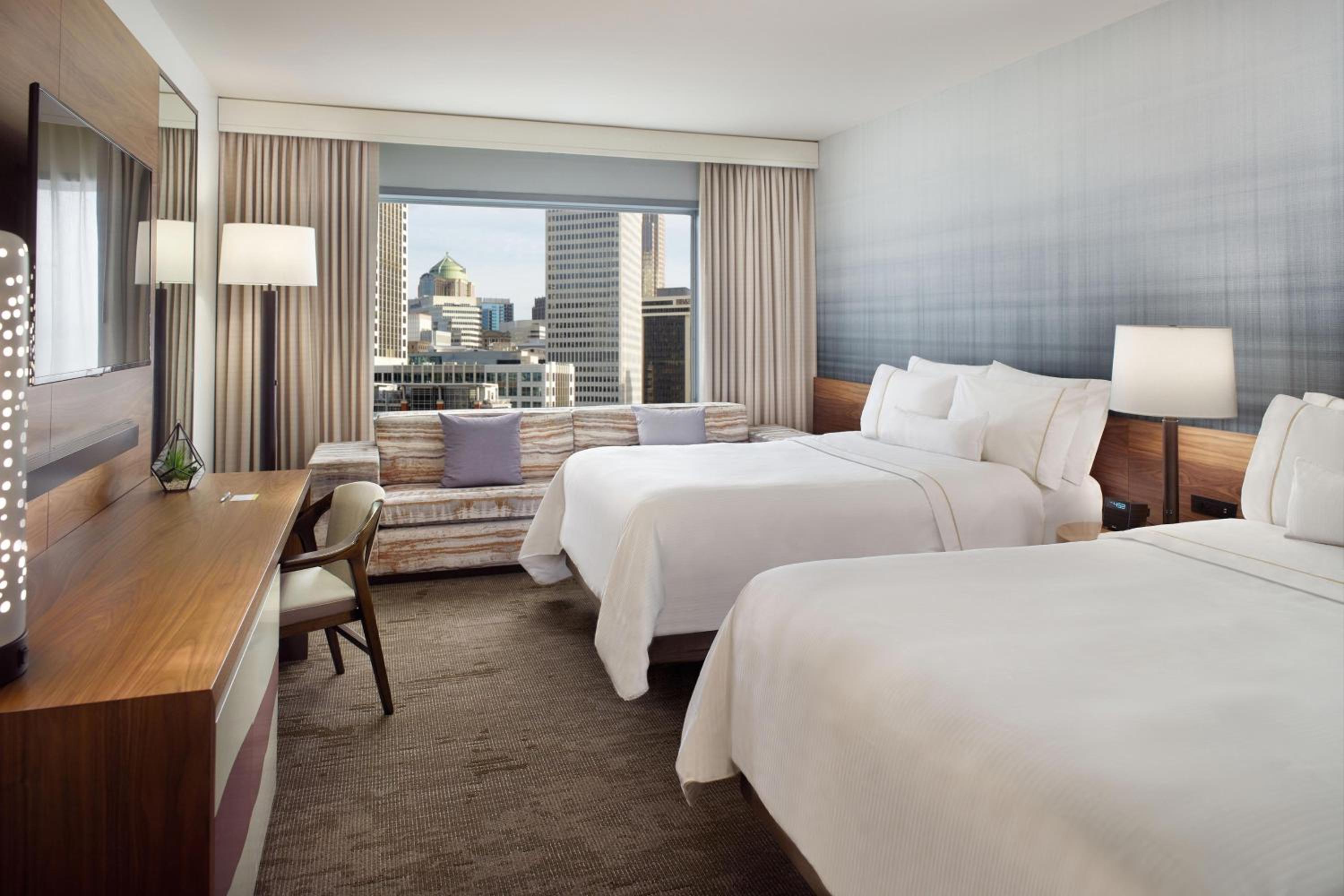 Guest room, 2 Double, City view, High floor