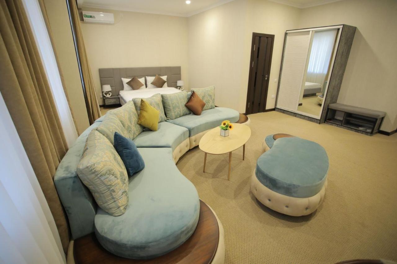 King Suite - Photo 1