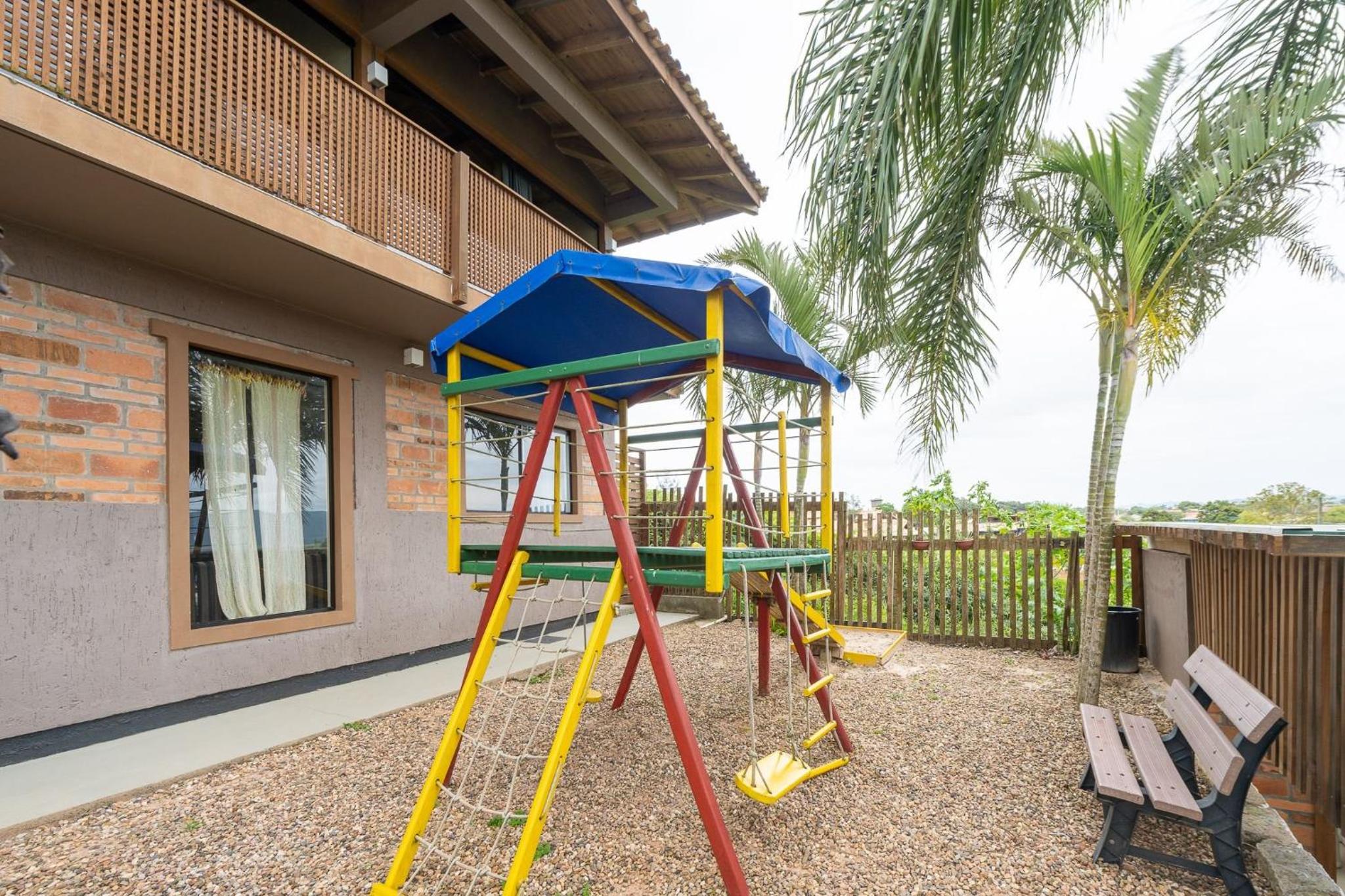 Family Bungalow - Photo 23