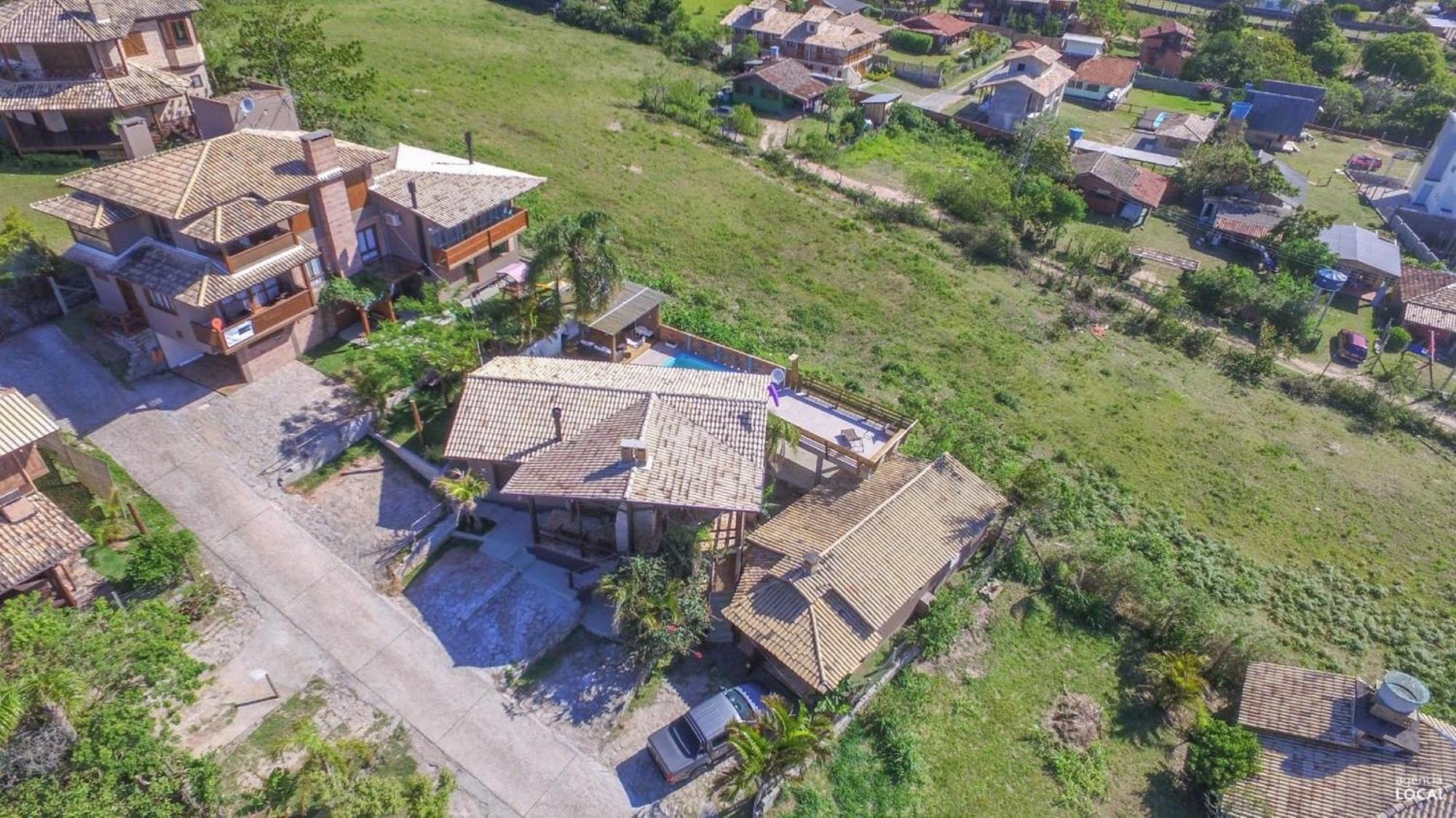 Family Bungalow - Photo 2