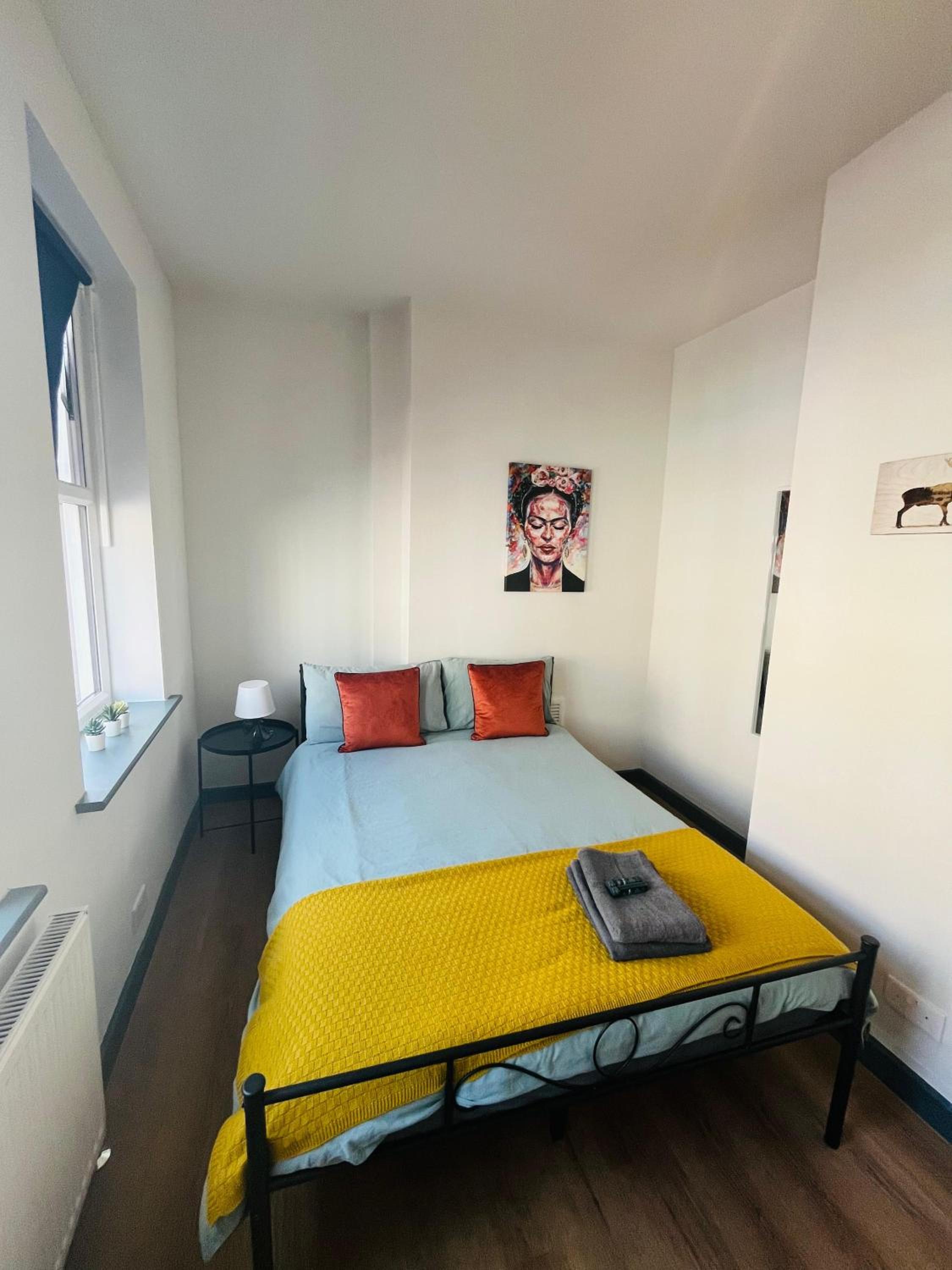 Budget Double Room photo 2