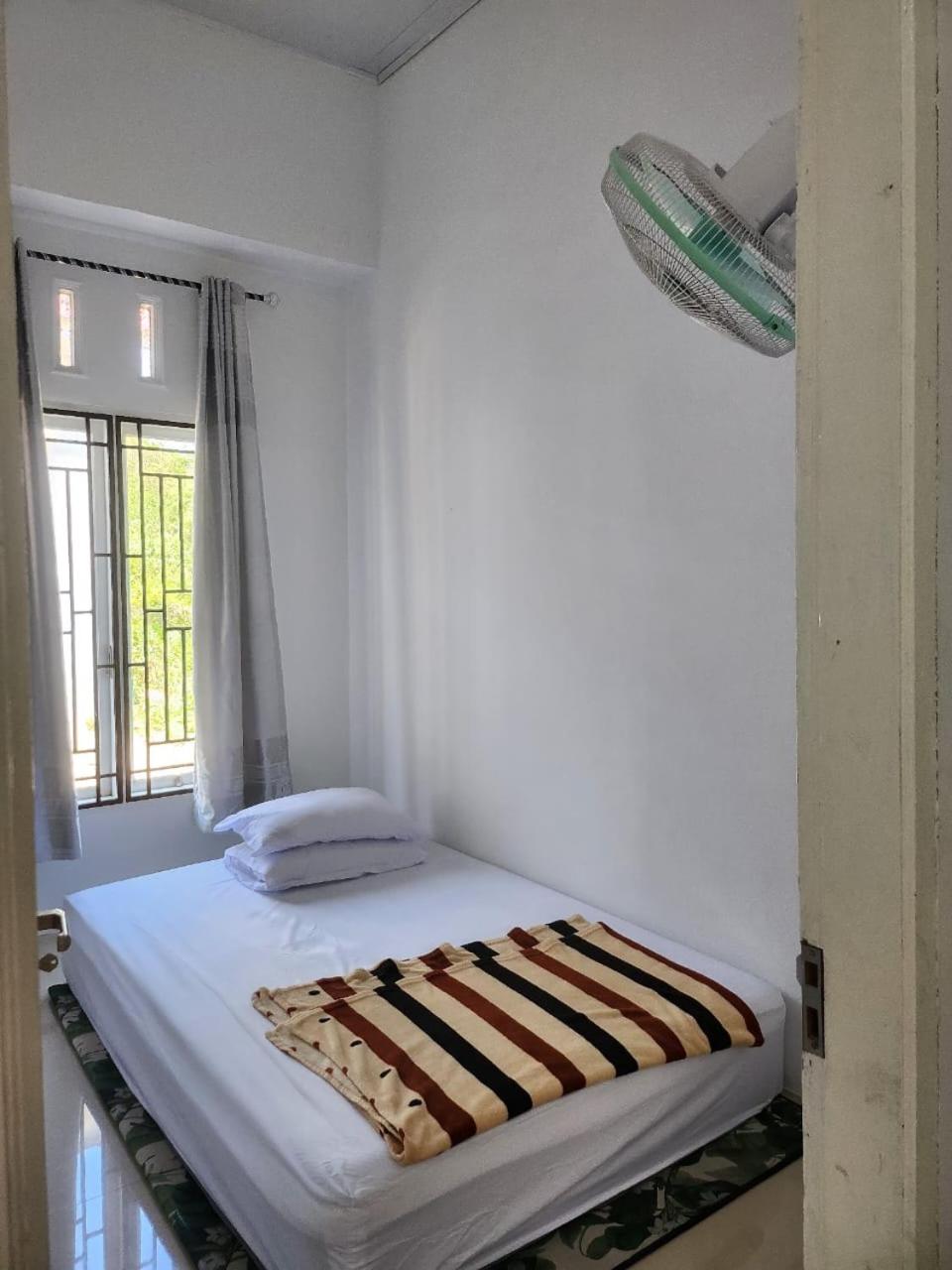 Two-Bedroom House photo 3