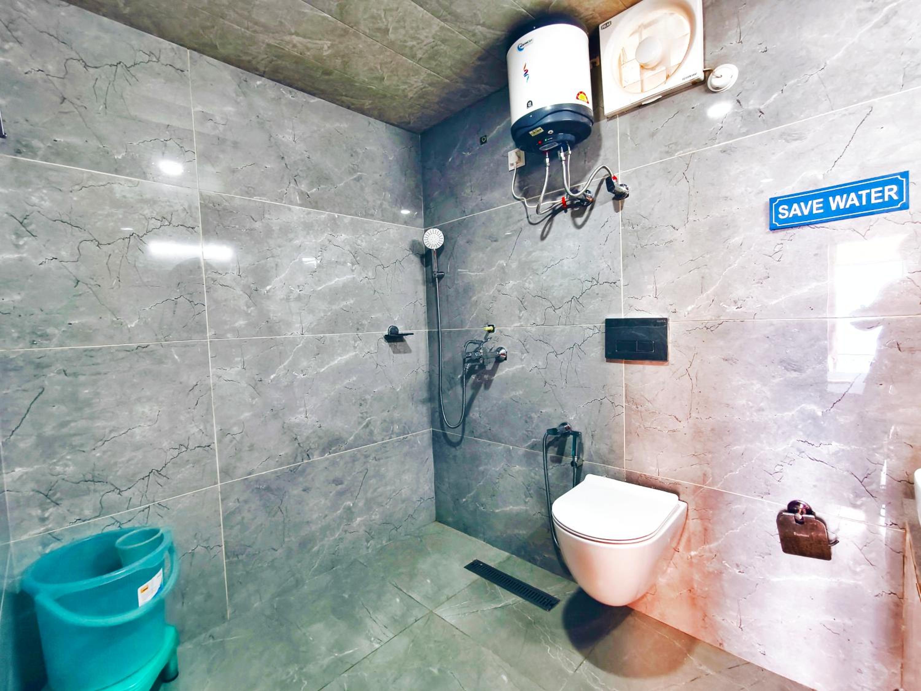 Two-Bedroom Chalet photo 2
