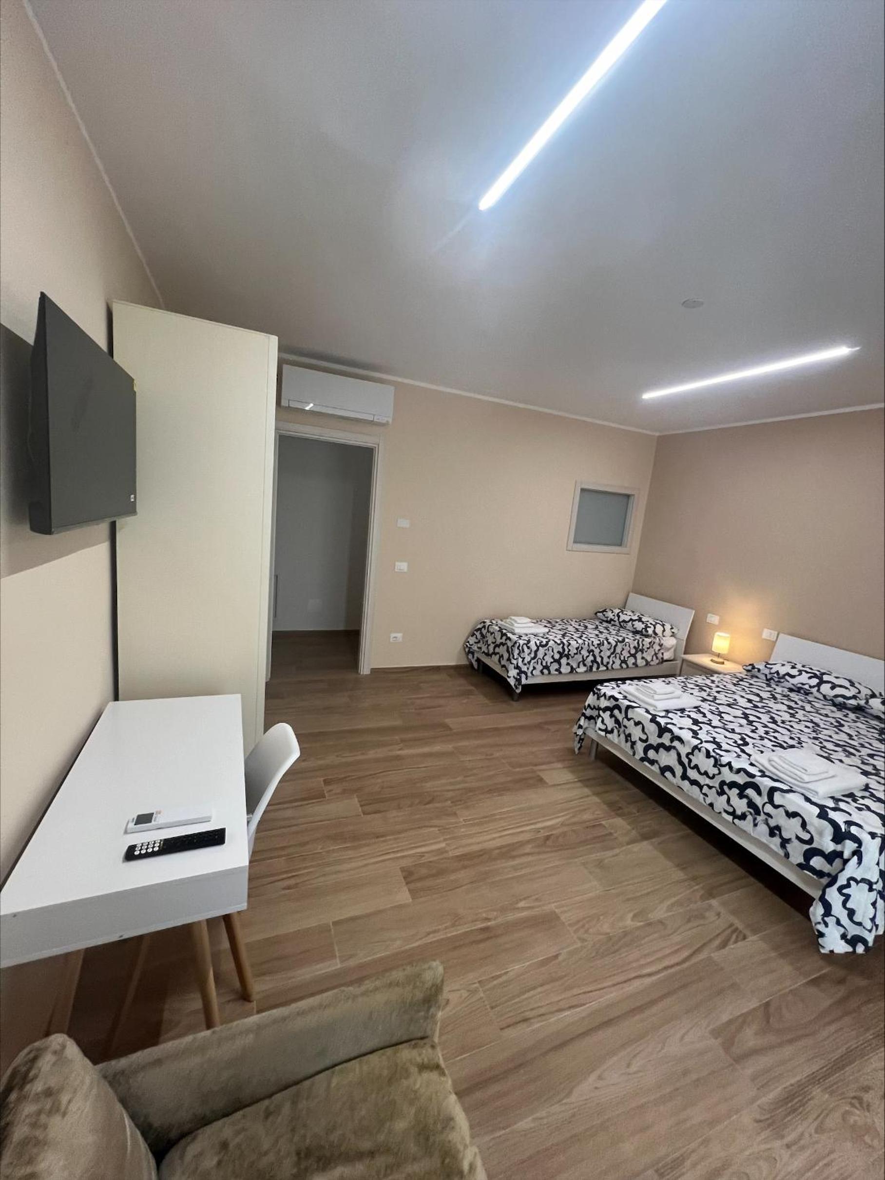 One-Bedroom Standard Apartment