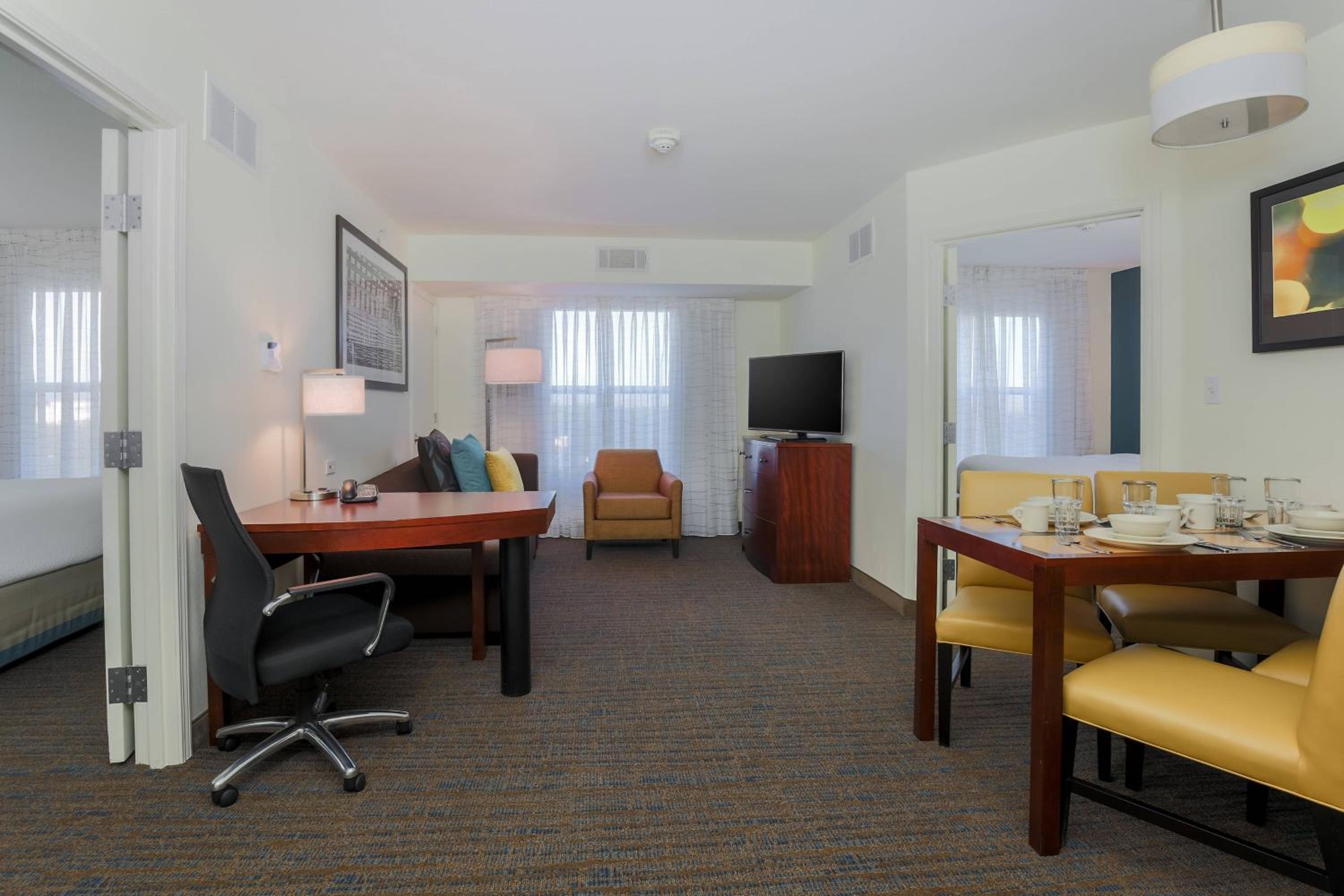 2 Bedroom Suite photo 2