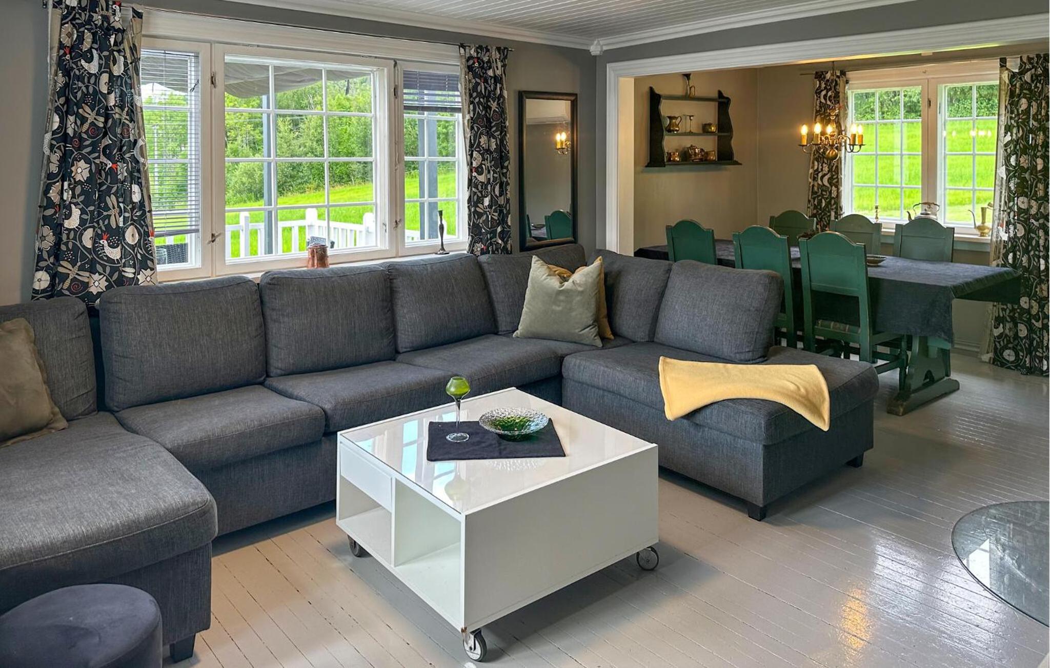 Three-Bedroom Vacation Home 