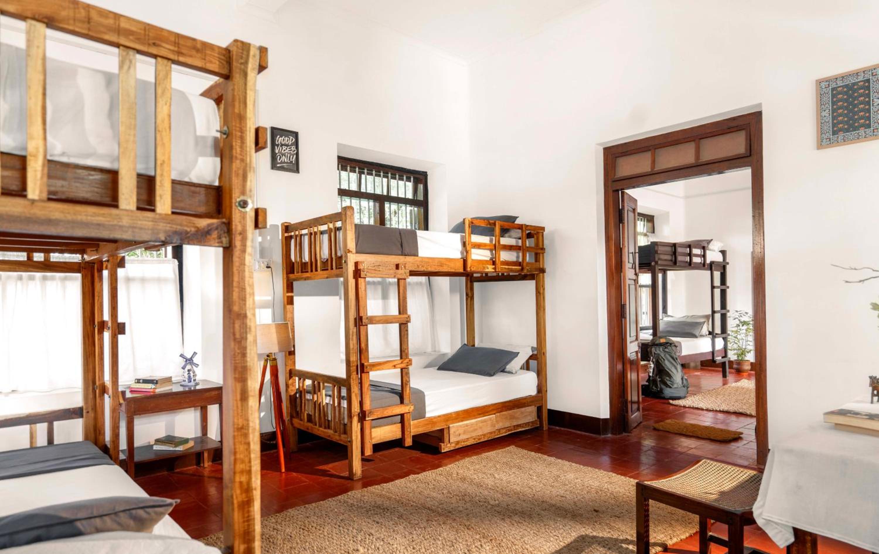 Bed in 8-Bed Mixed Dormitory Room photo 1
