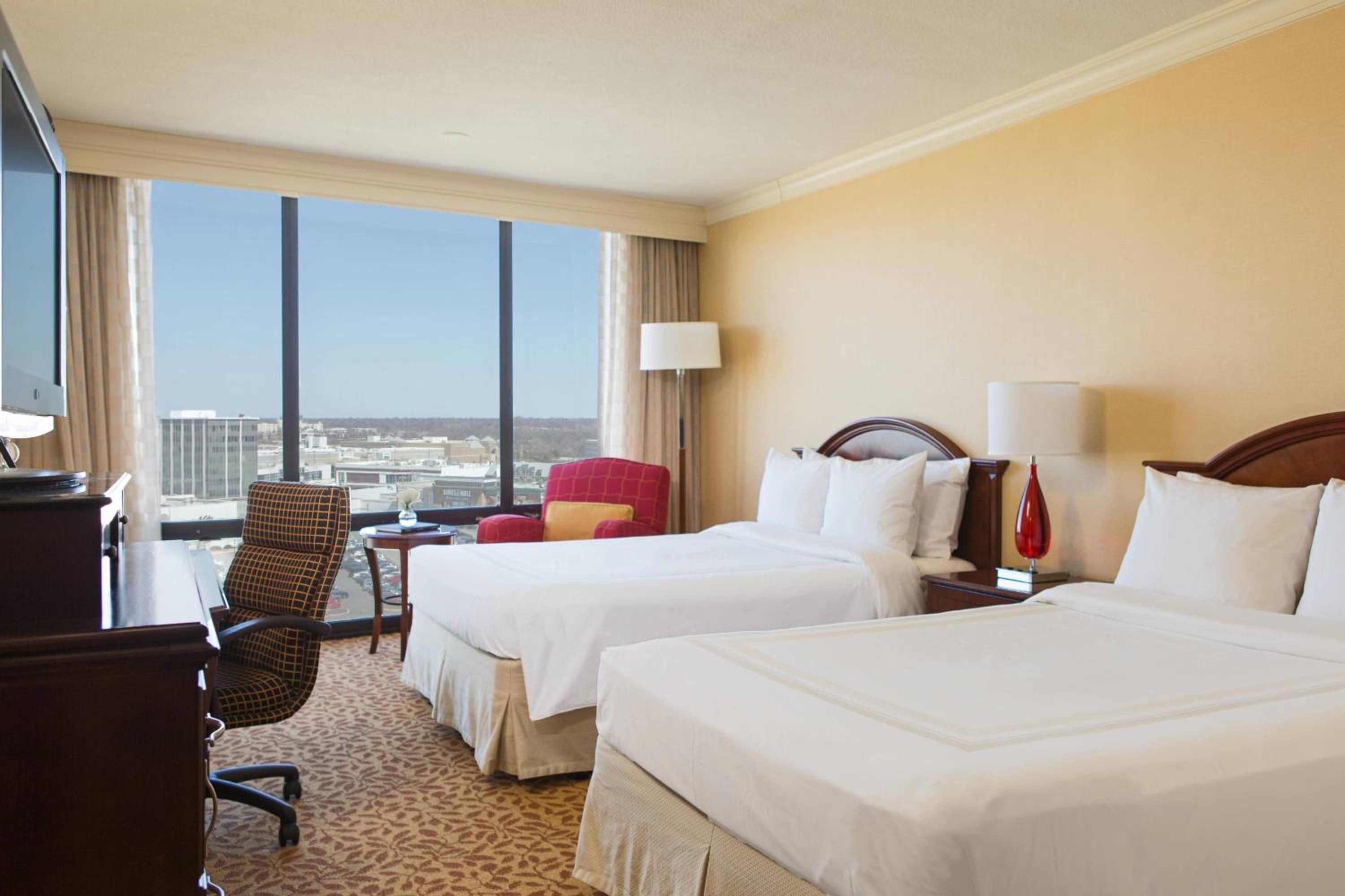 Guest Room with 2 Double Beds with Concierge Lounge Access - Photo 1
