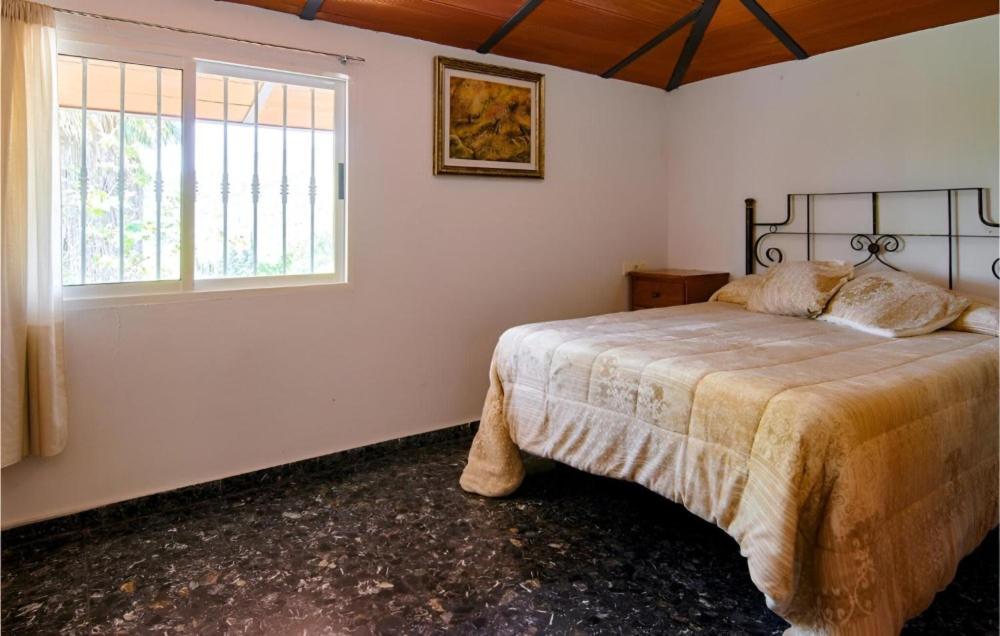 Villa photo 3