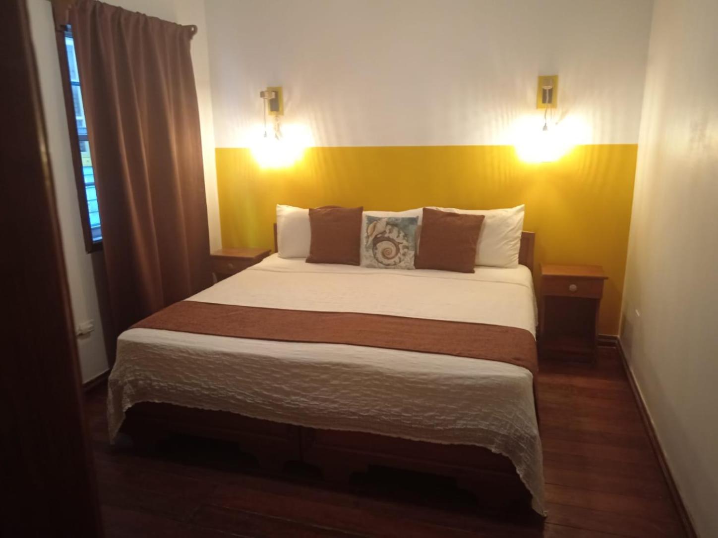 Standard Double Room - Photo 2