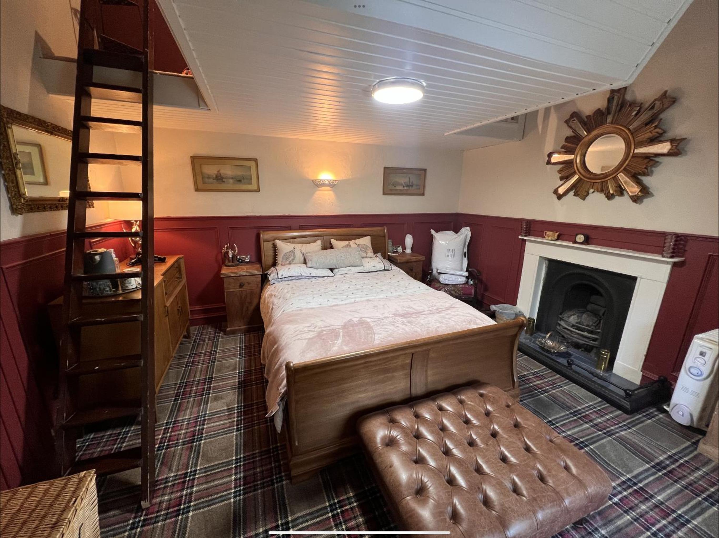 Deluxe Double Room with Shower photo 1