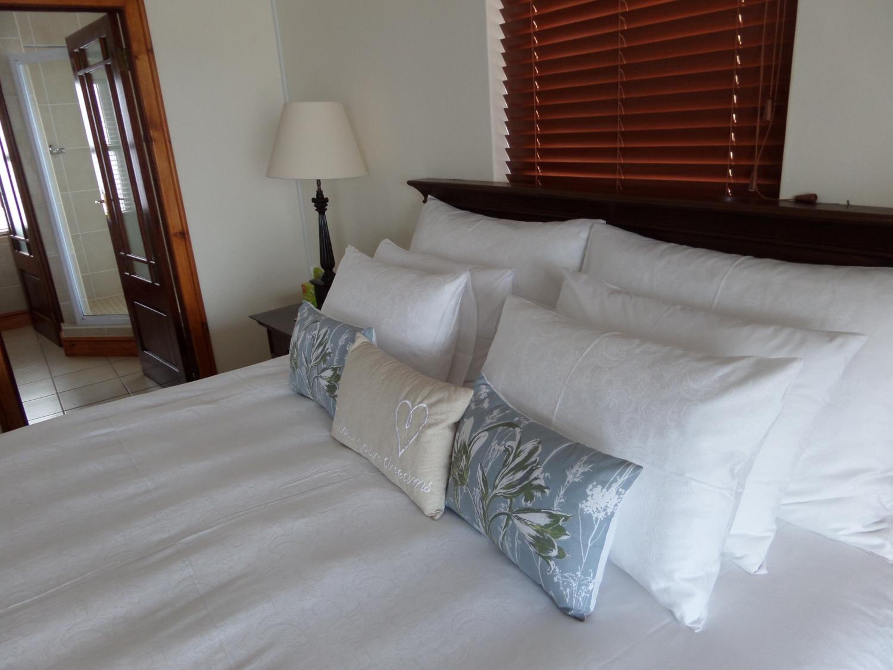 Penthouse Suite - 1 - Photo 5