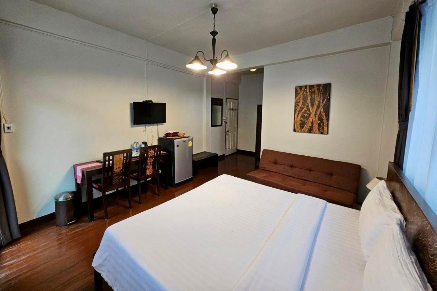 Corner Double Room photo 3