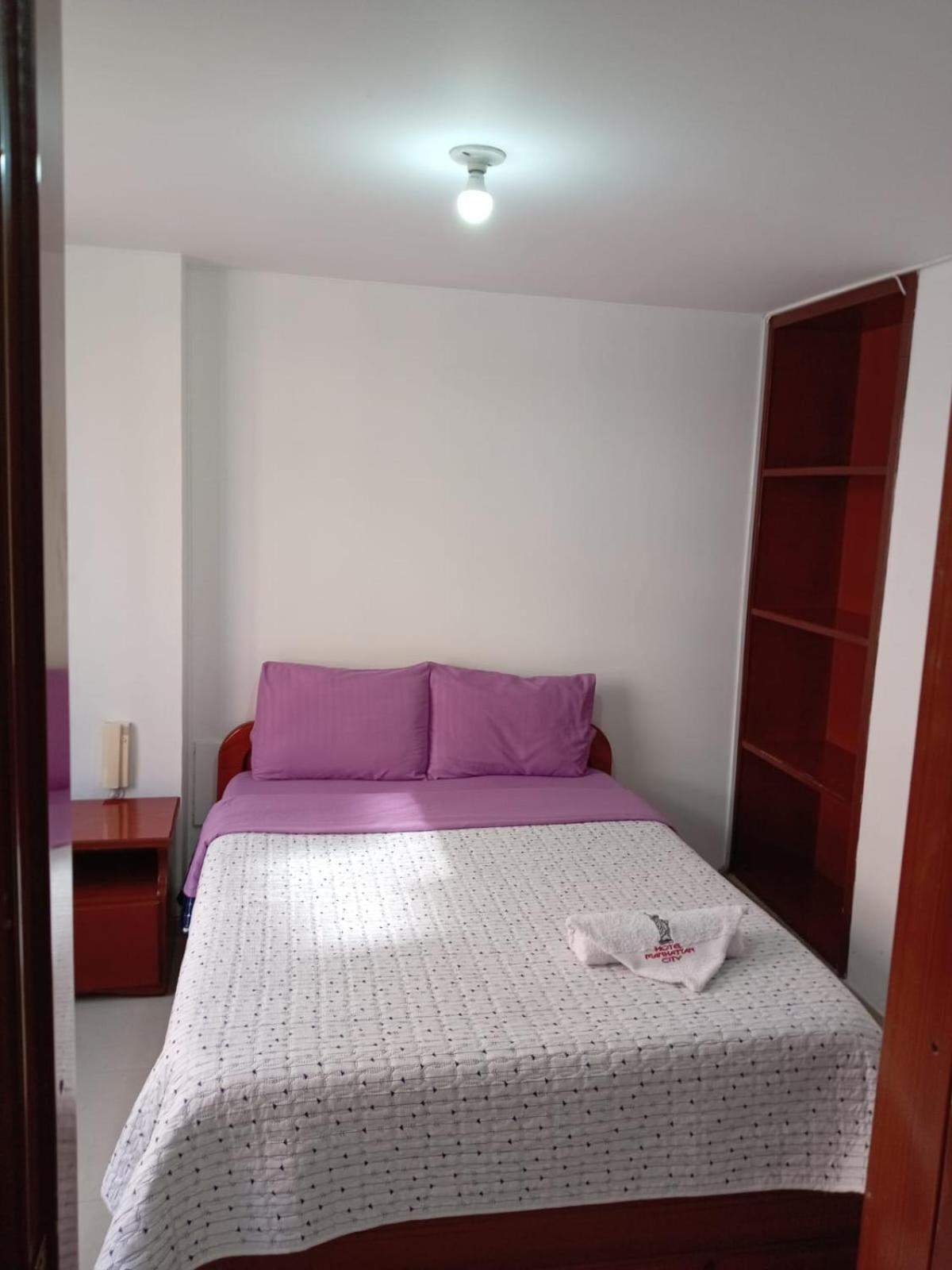 Double Room with Private Bathroom photo 2