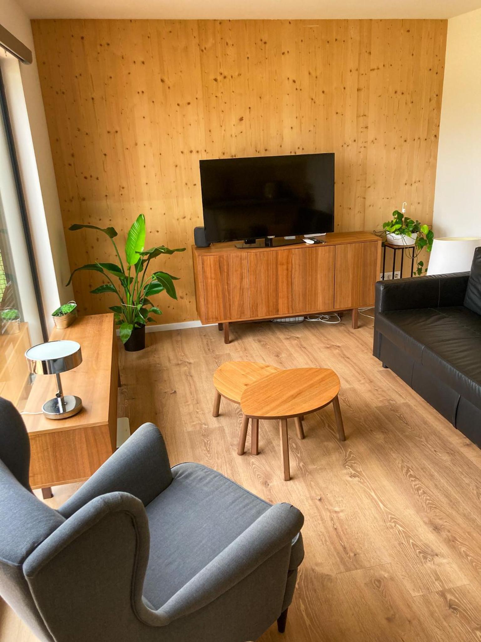 One-Bedroom Apartment with Garden View photo 1