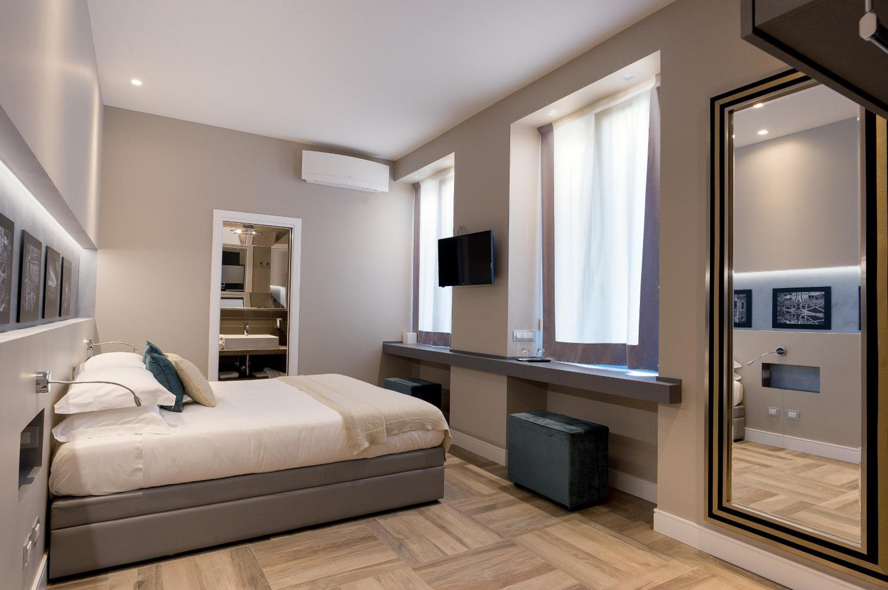 Superior King Room photo 3