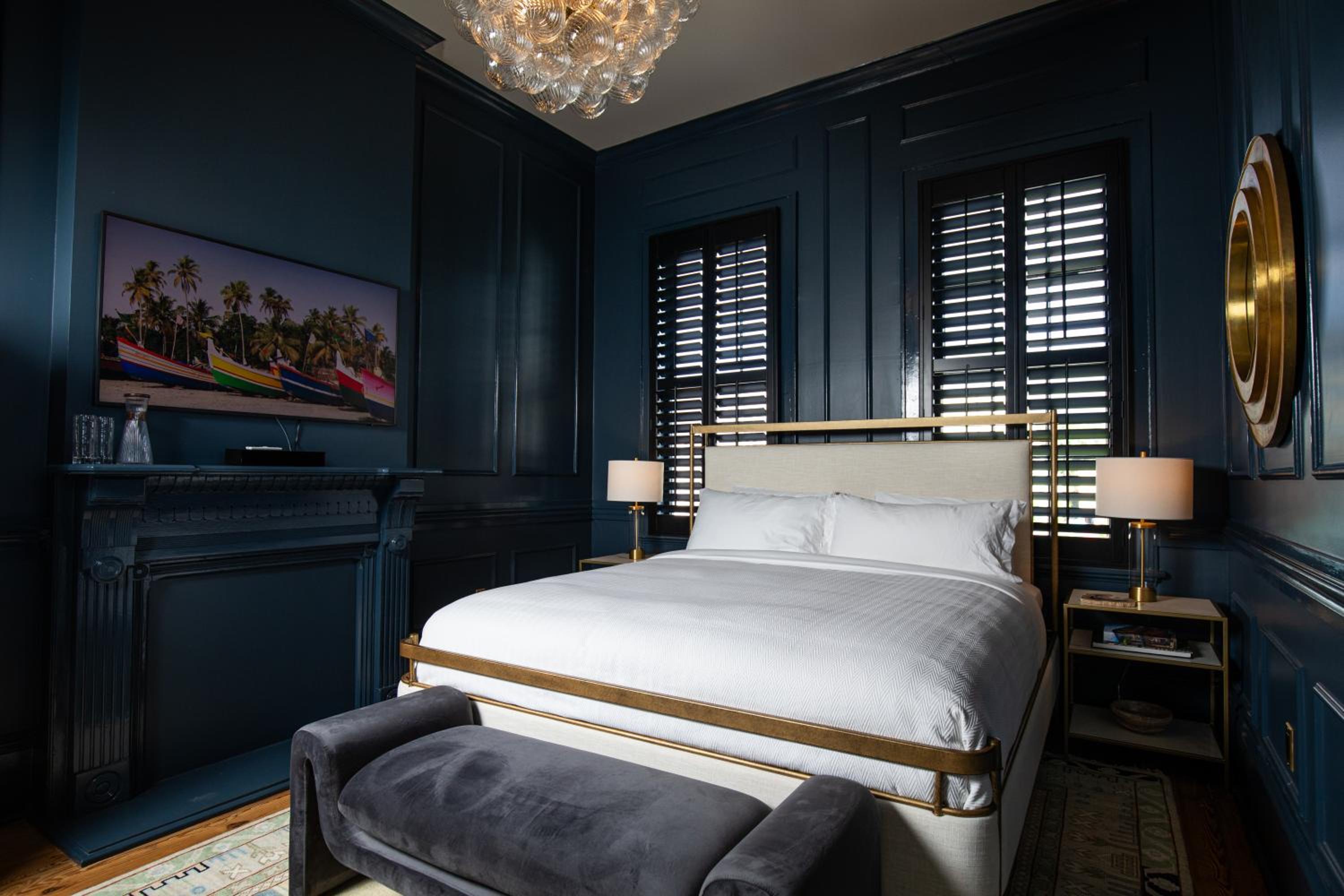 Superior King Room