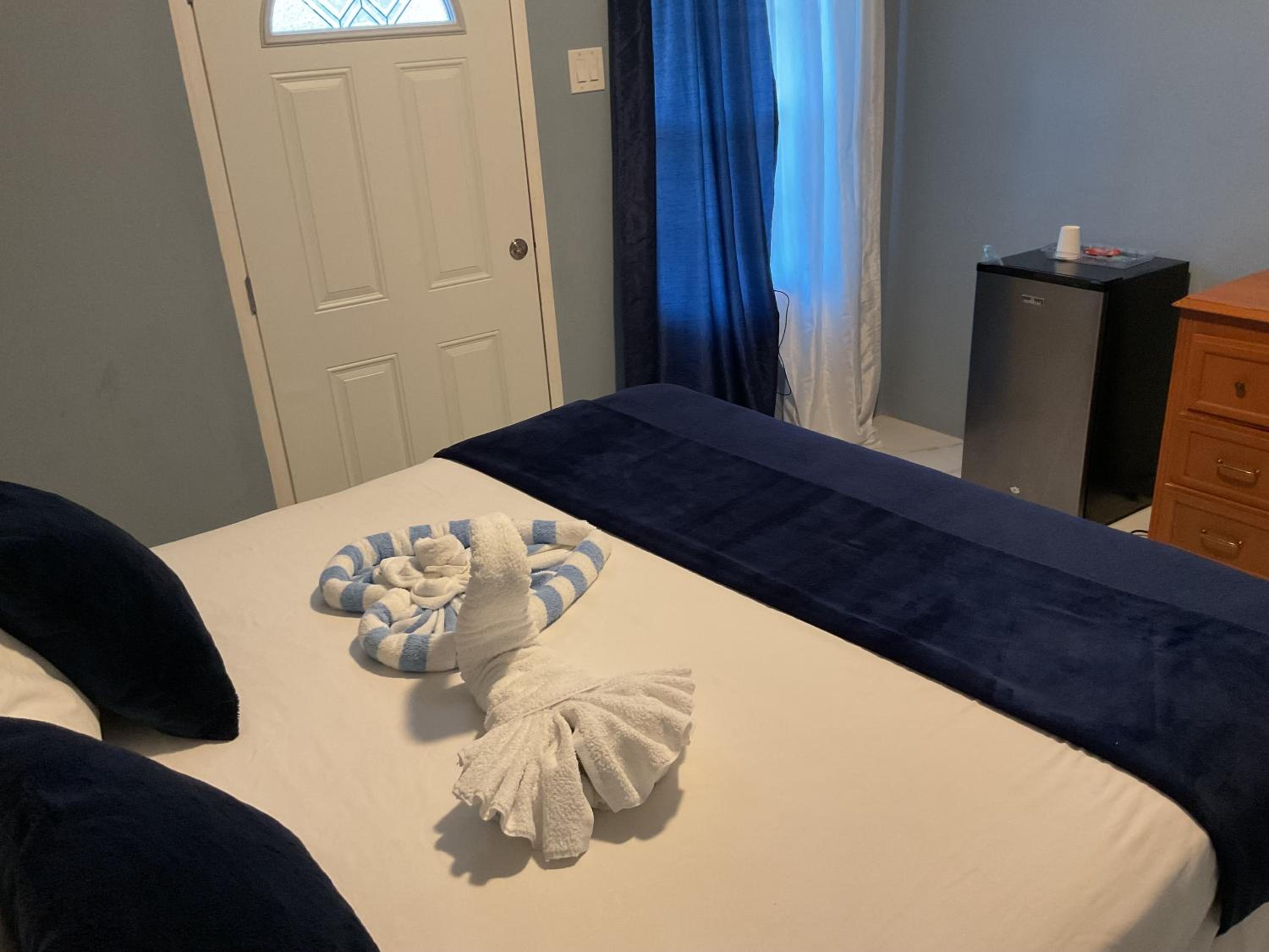 Family Room with Private Bathroom photo 1