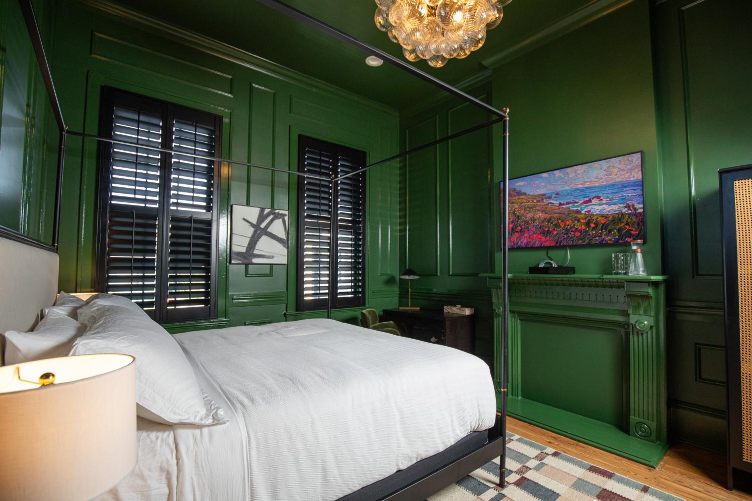 Standard King Room - Photo 1
