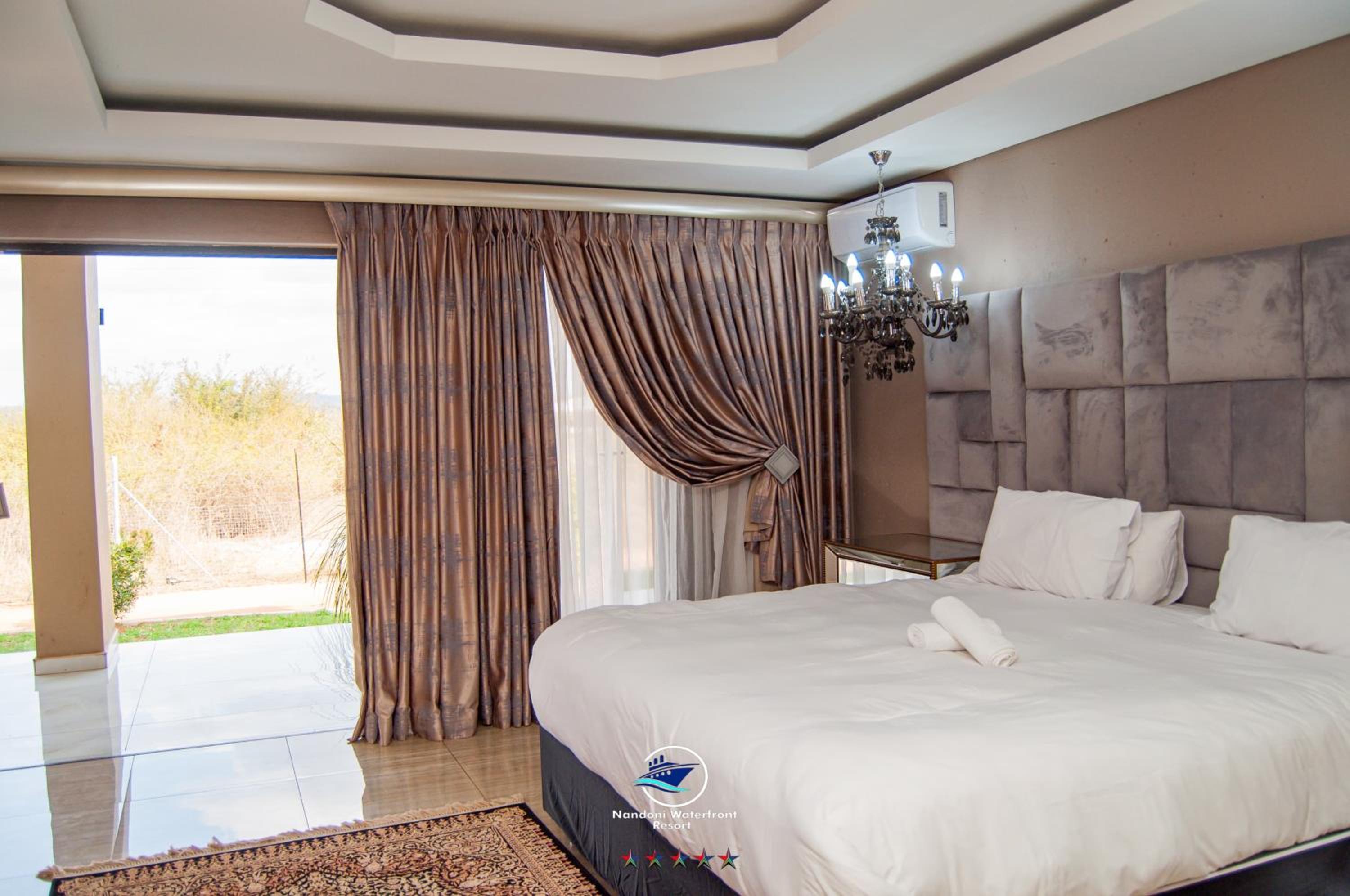 Three-Bedroom Villa - Photo 36