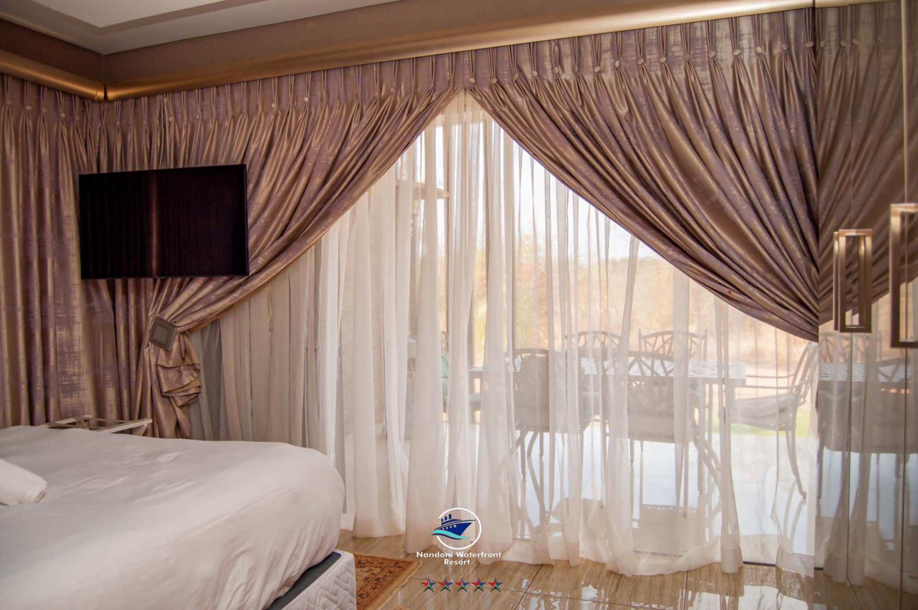 Three-Bedroom Villa - Photo 15