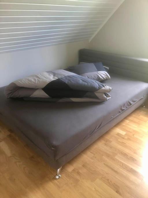 Three-Bedroom House photo 1