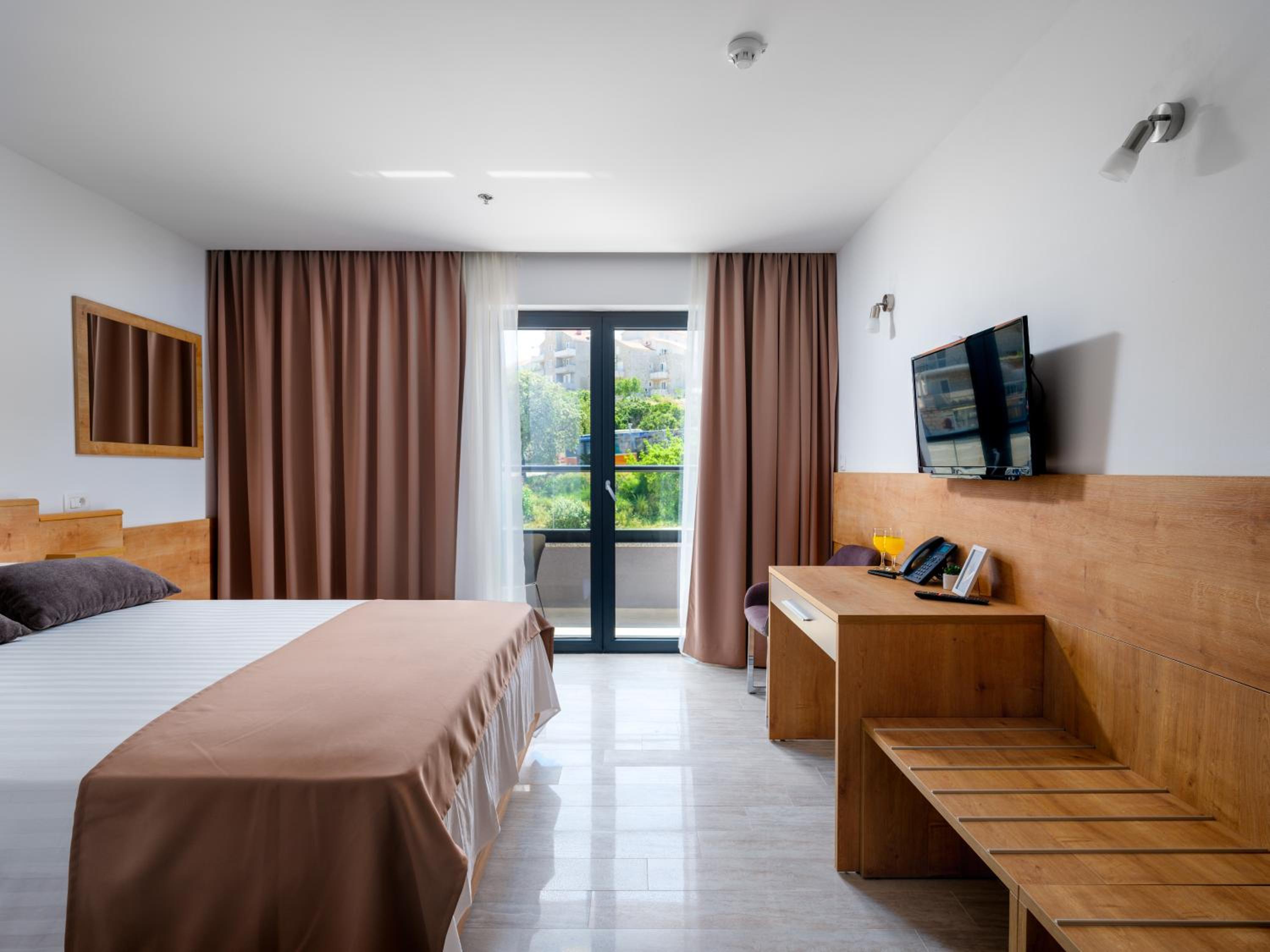 Double Room with Balcony