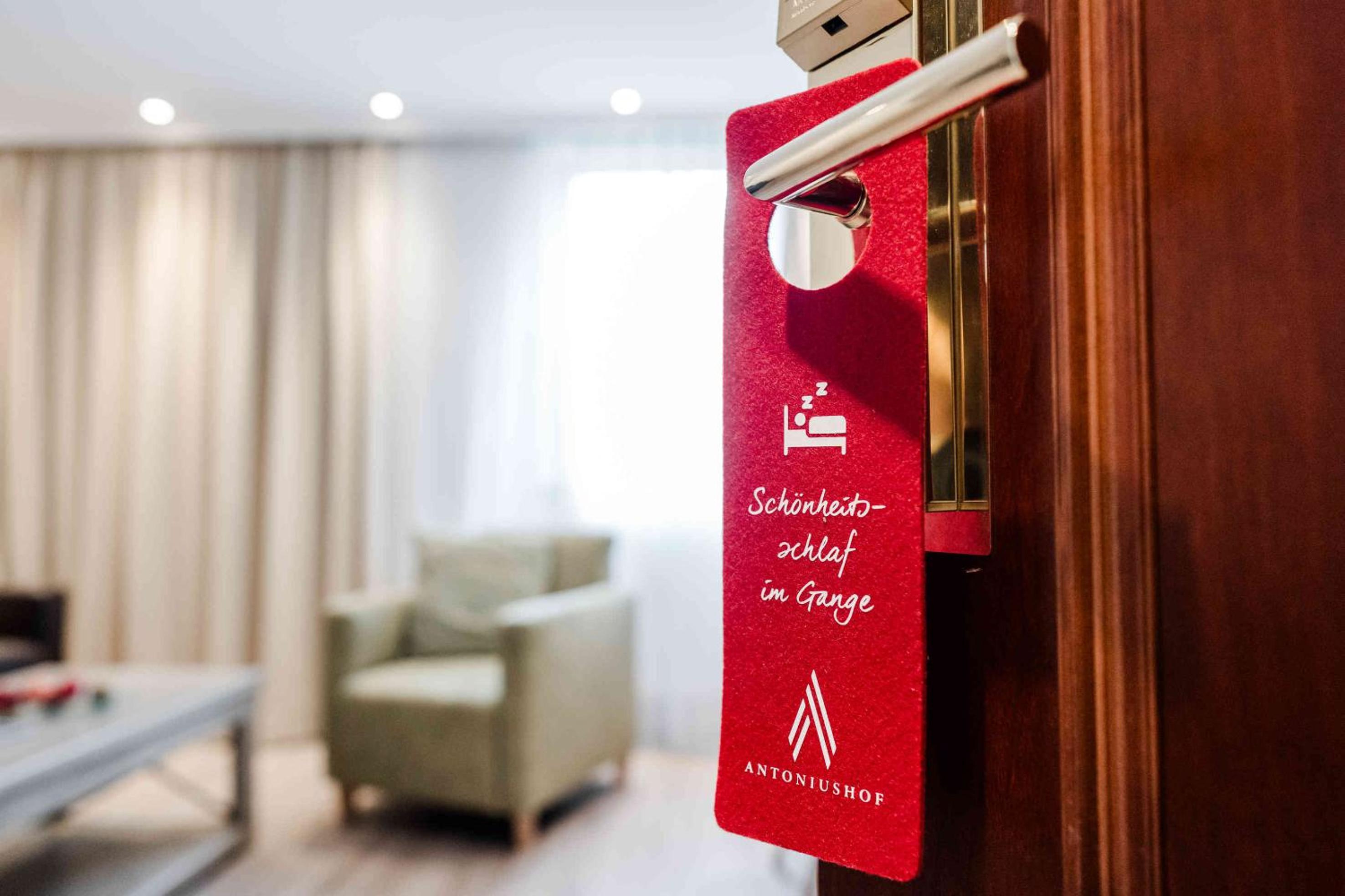 Junior Suite with Inner Courtyard View - Photo 12