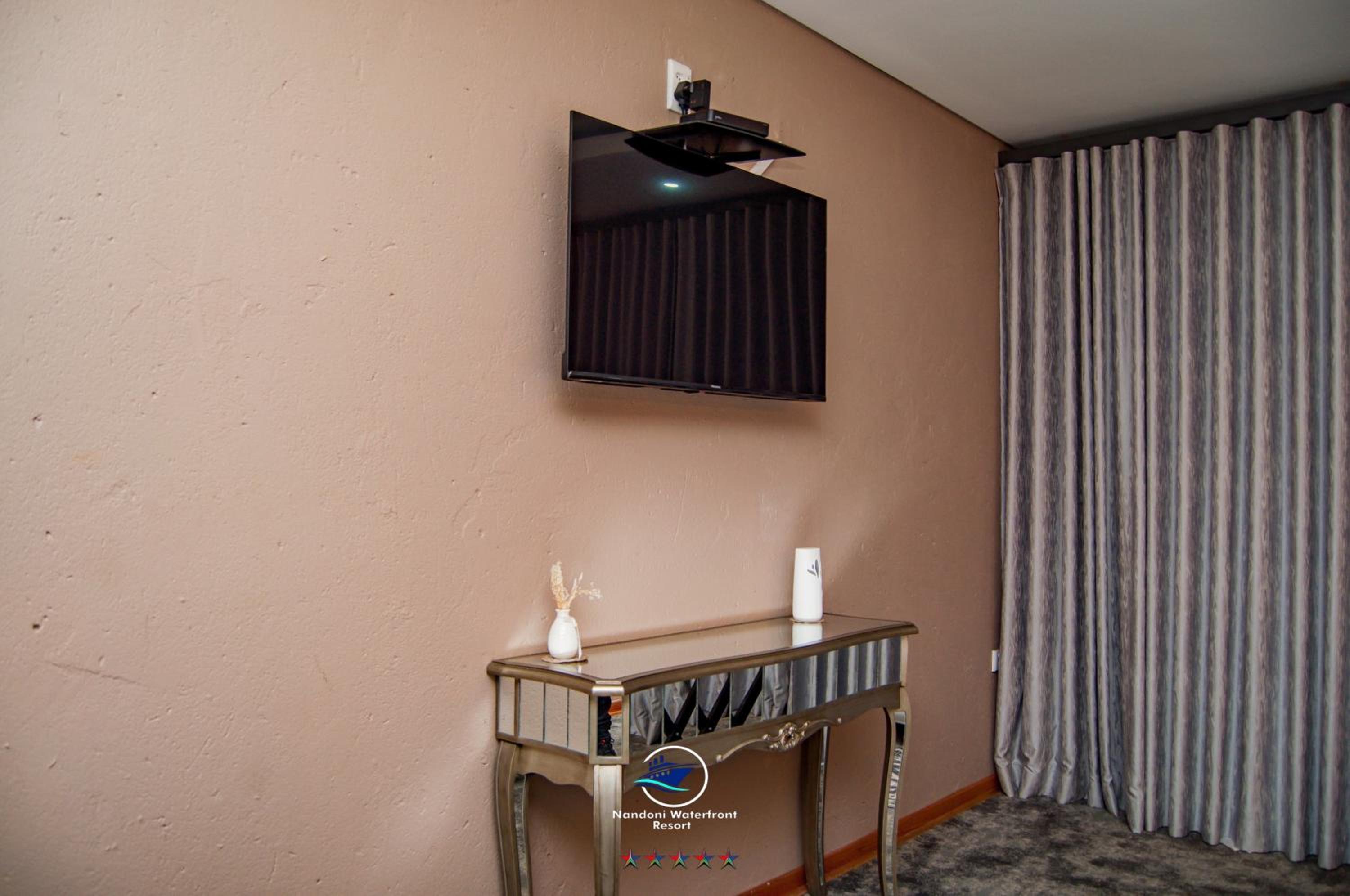 Two-Bedroom Villa - Photo 1
