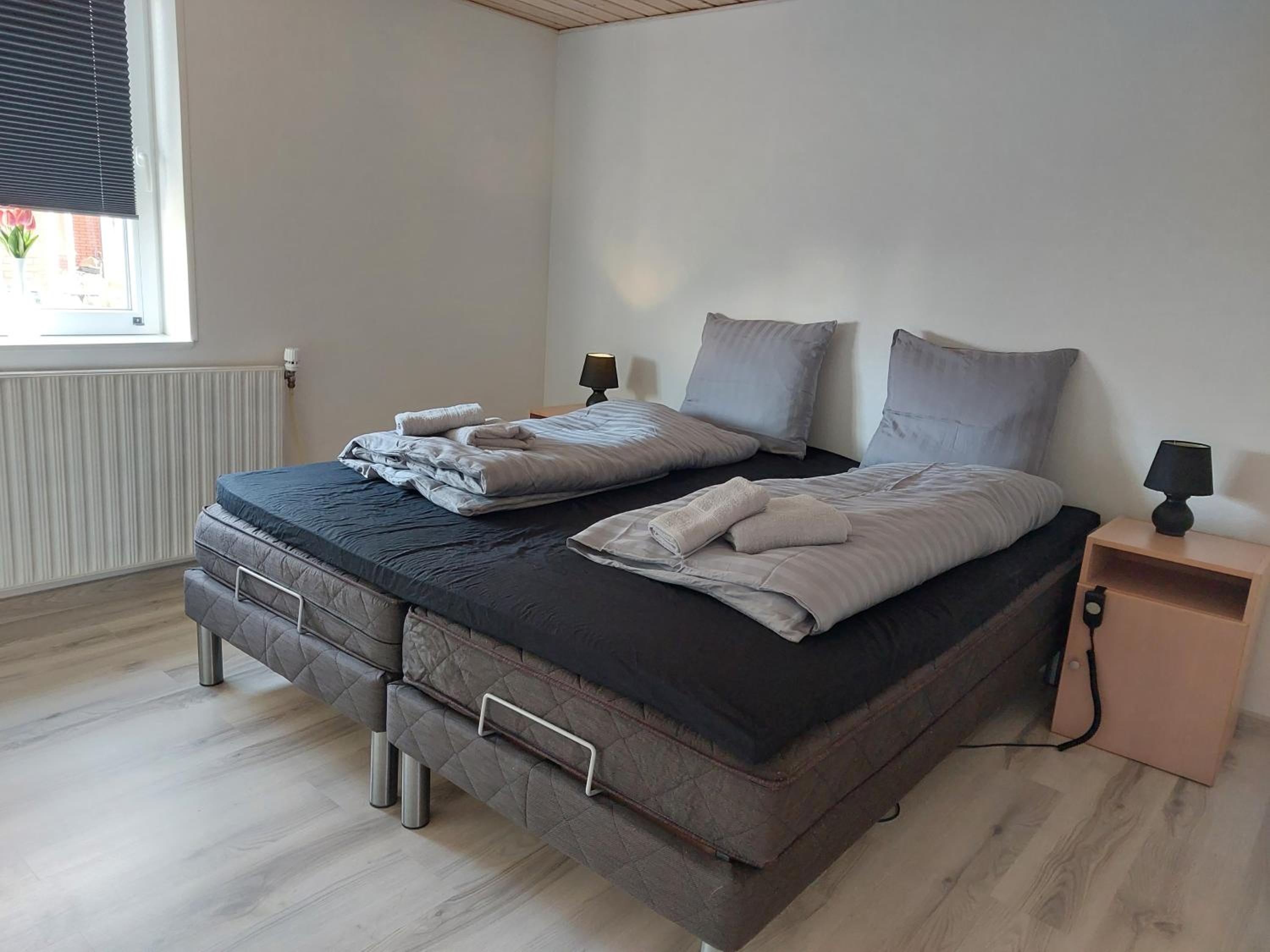 Three-Bedroom House photo 3