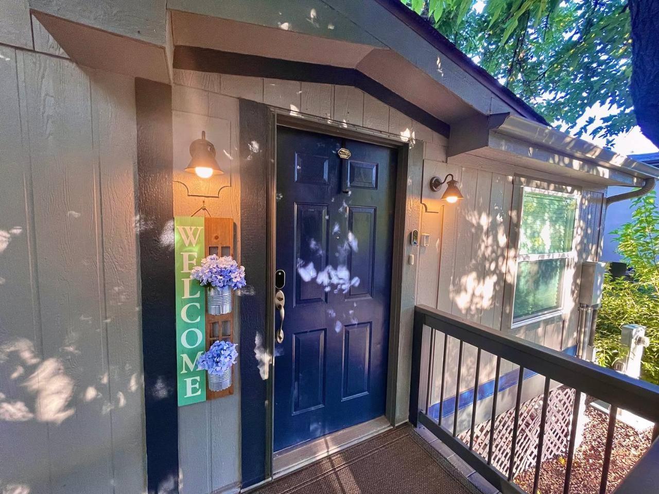 Three-Bedroom House - Photo 18