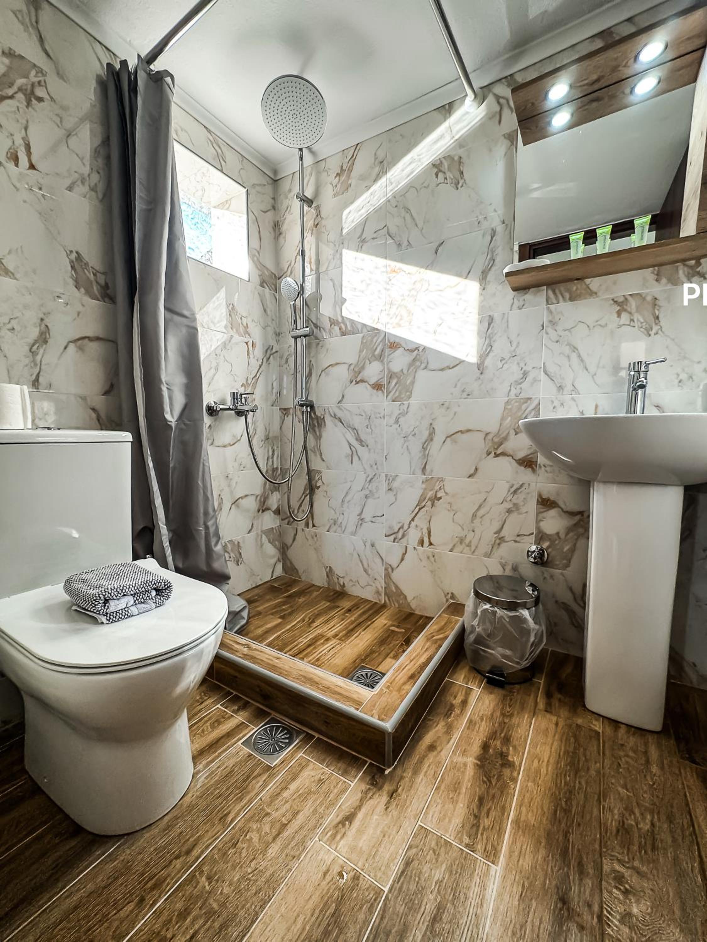 Large Double Room