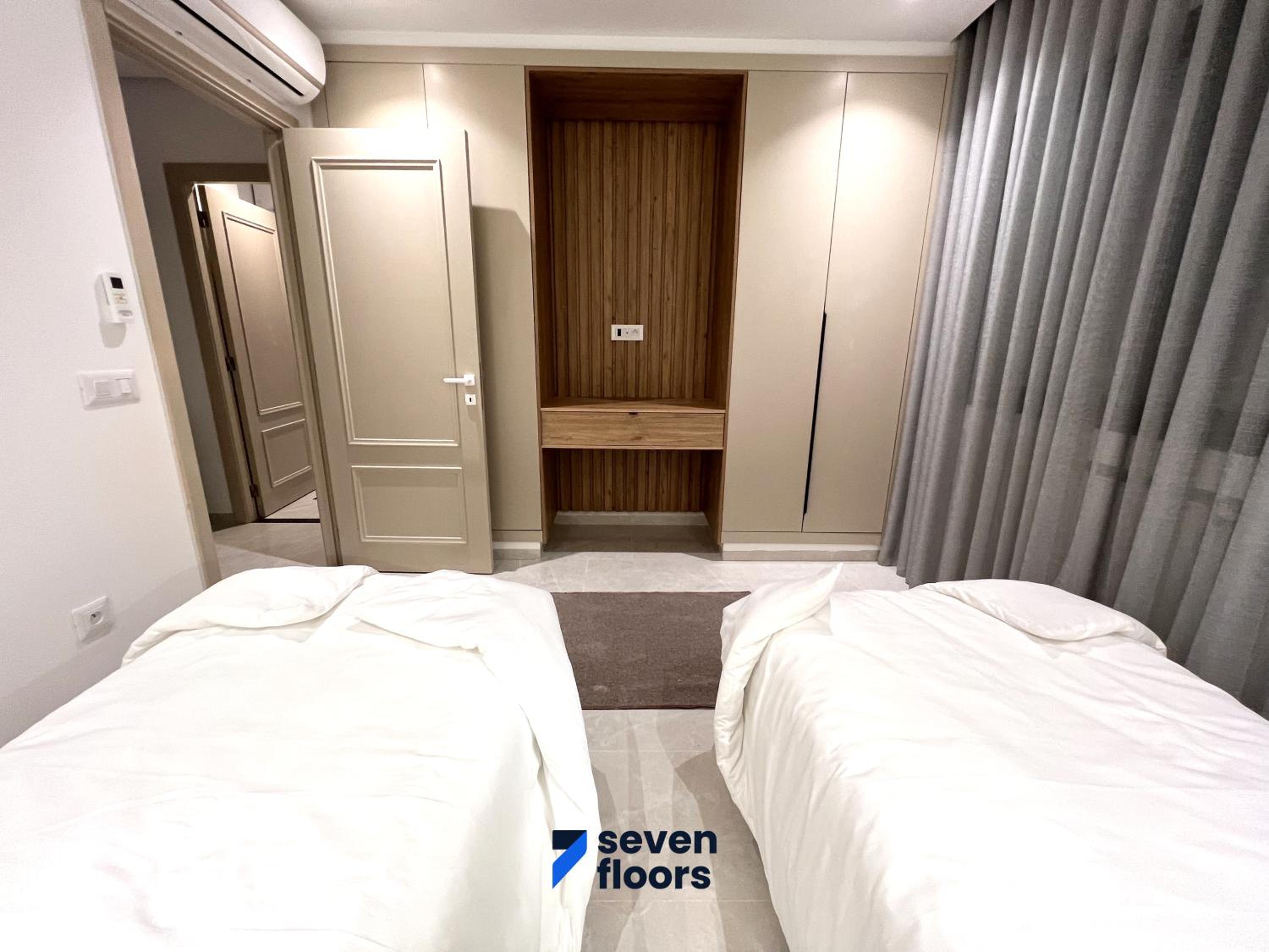 Deluxe Double Room with Shower