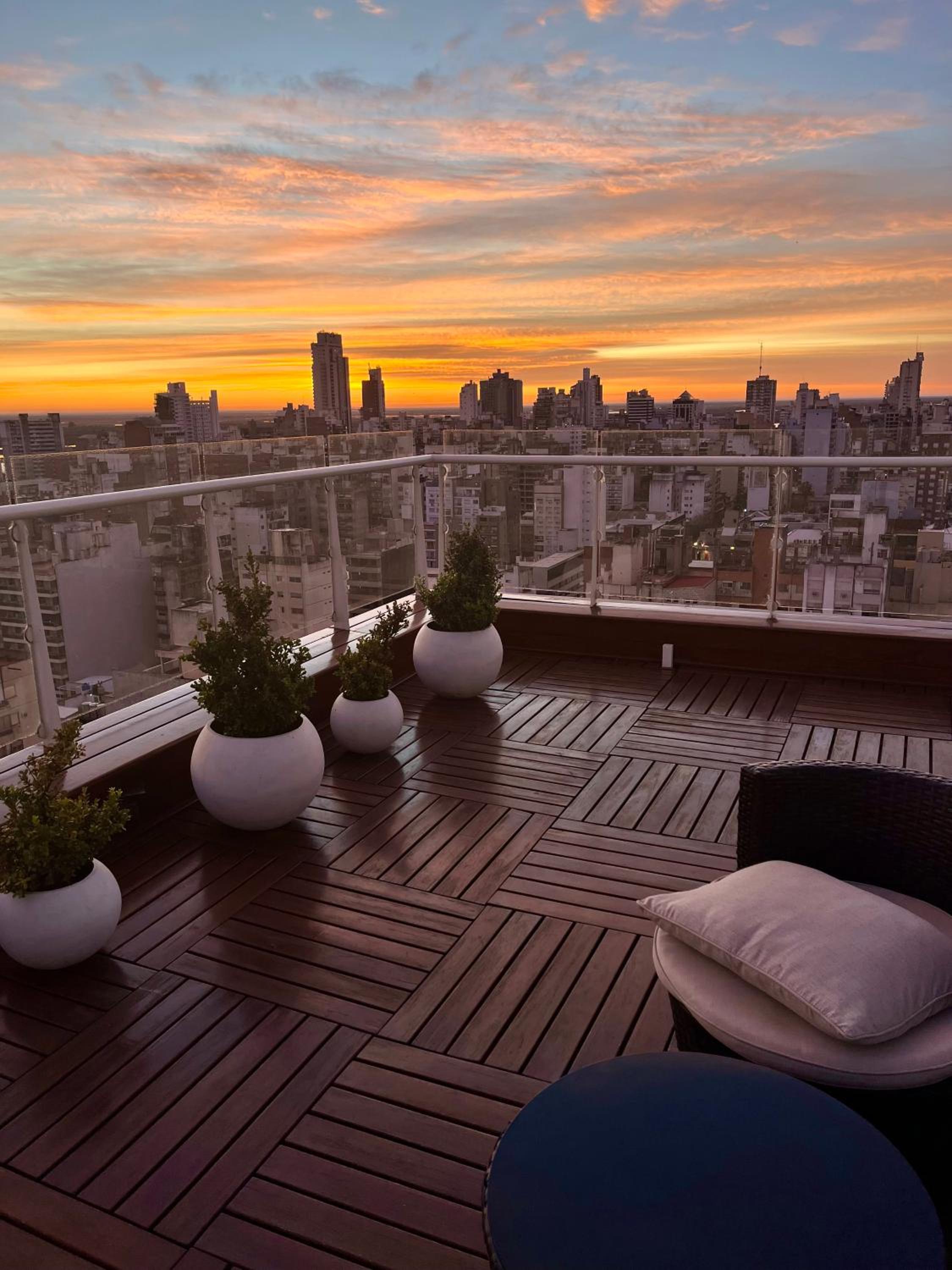 One-Bedroom King Suite with Balcony 2