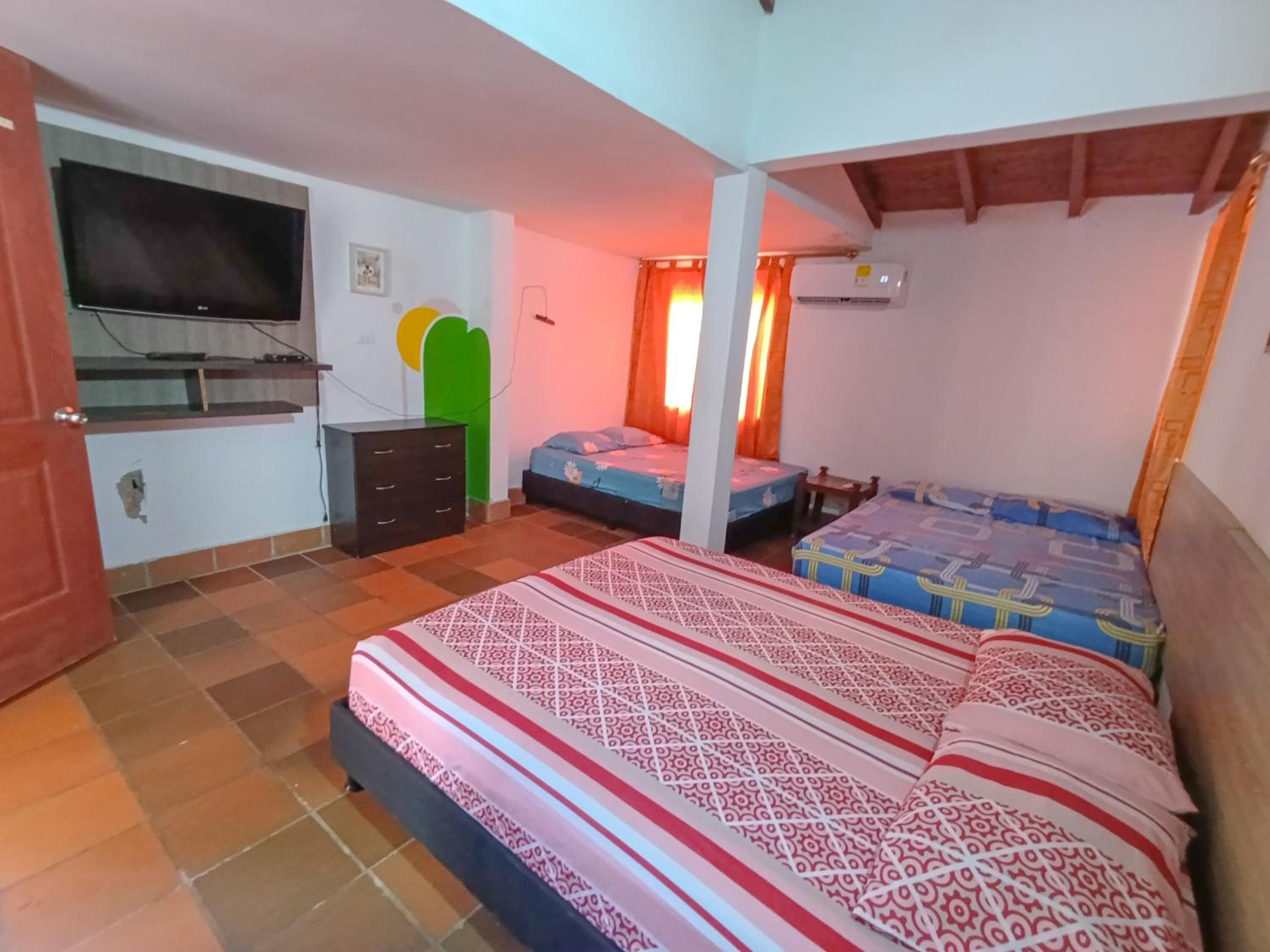 Villa photo 3