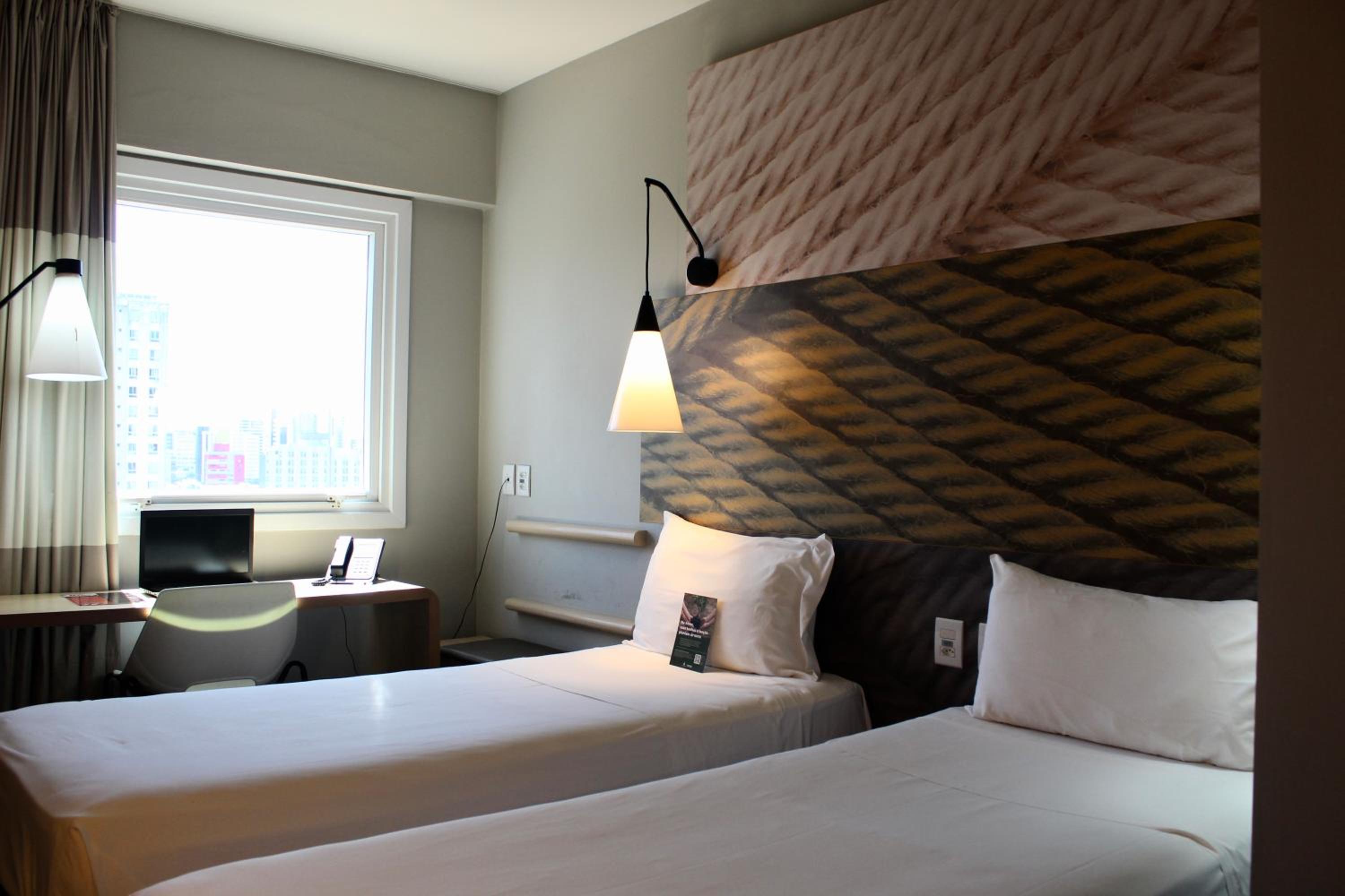 Standard Twin Room photo 1