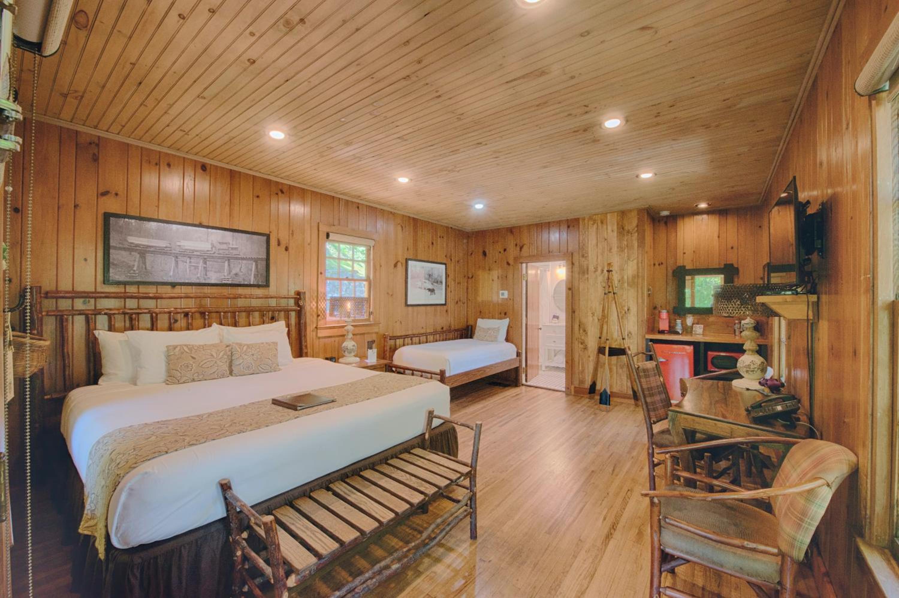 Mountain View Cabin 1