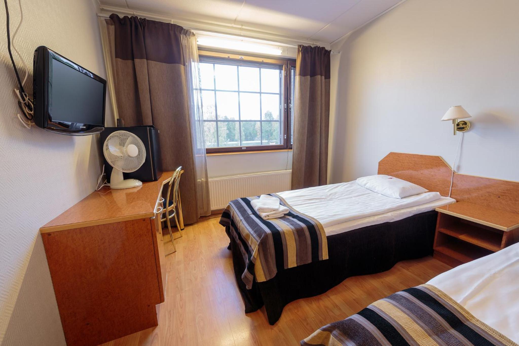 Standard Twin Room photo 2